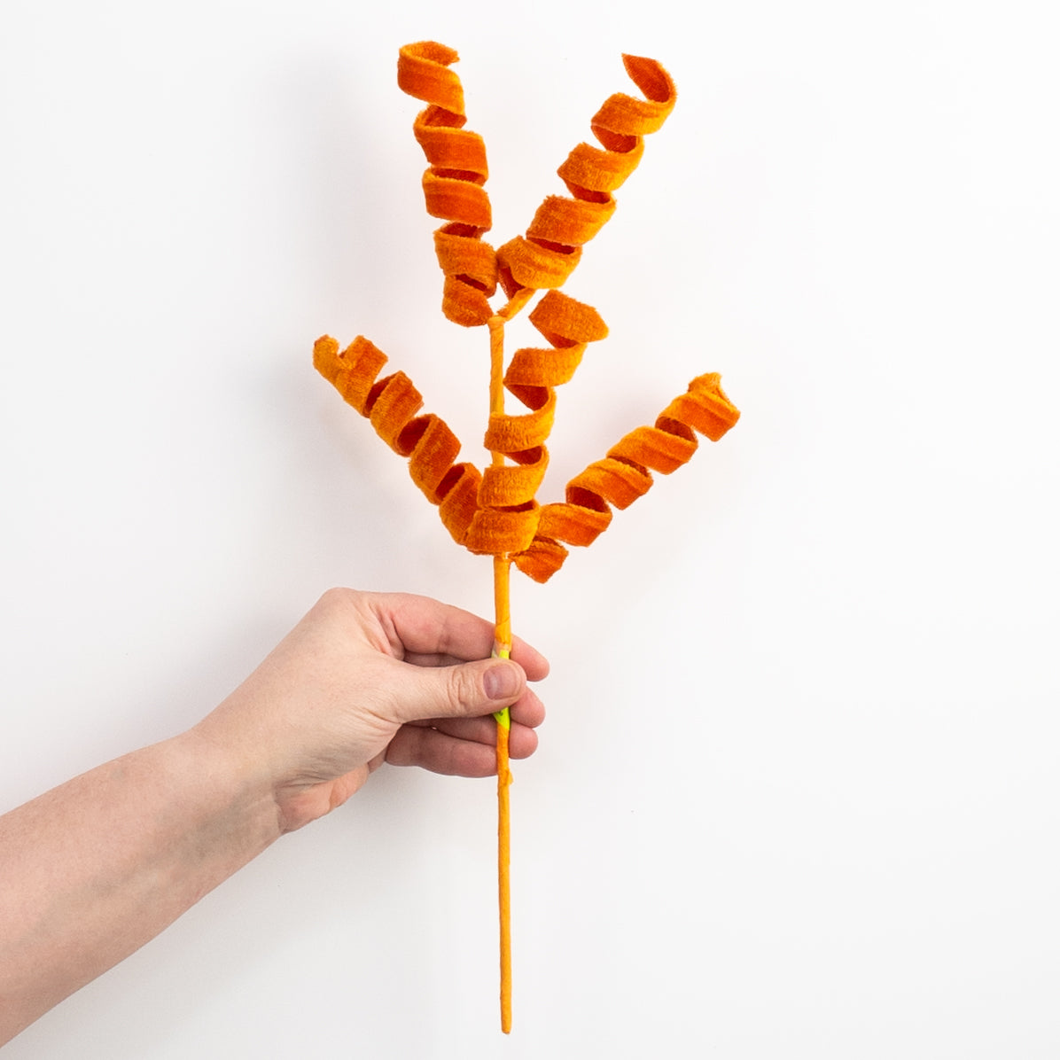 16" Velvet Curly Pick: Rust Orange detail photo 3