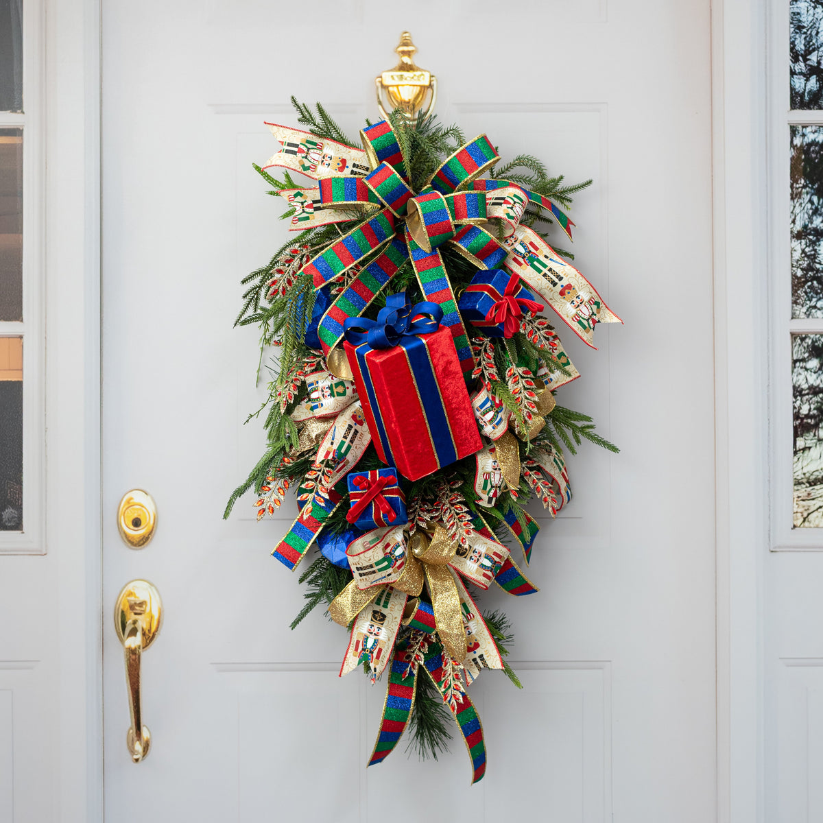 9" Velvet Gift Box Decor: Red & Blue detail photo 4