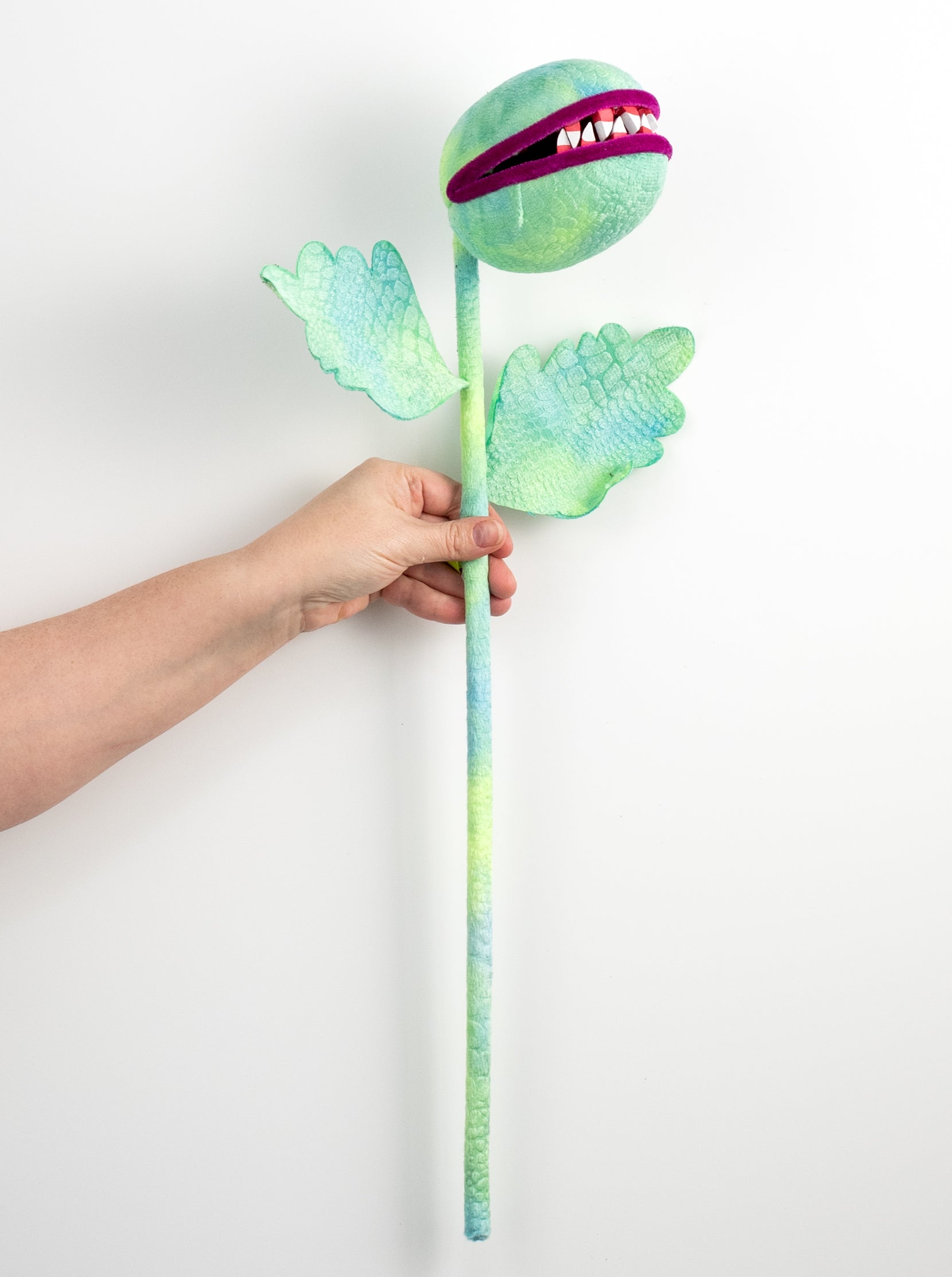 23" Venus Flytrap Mouth Pick (5") detail photo 3