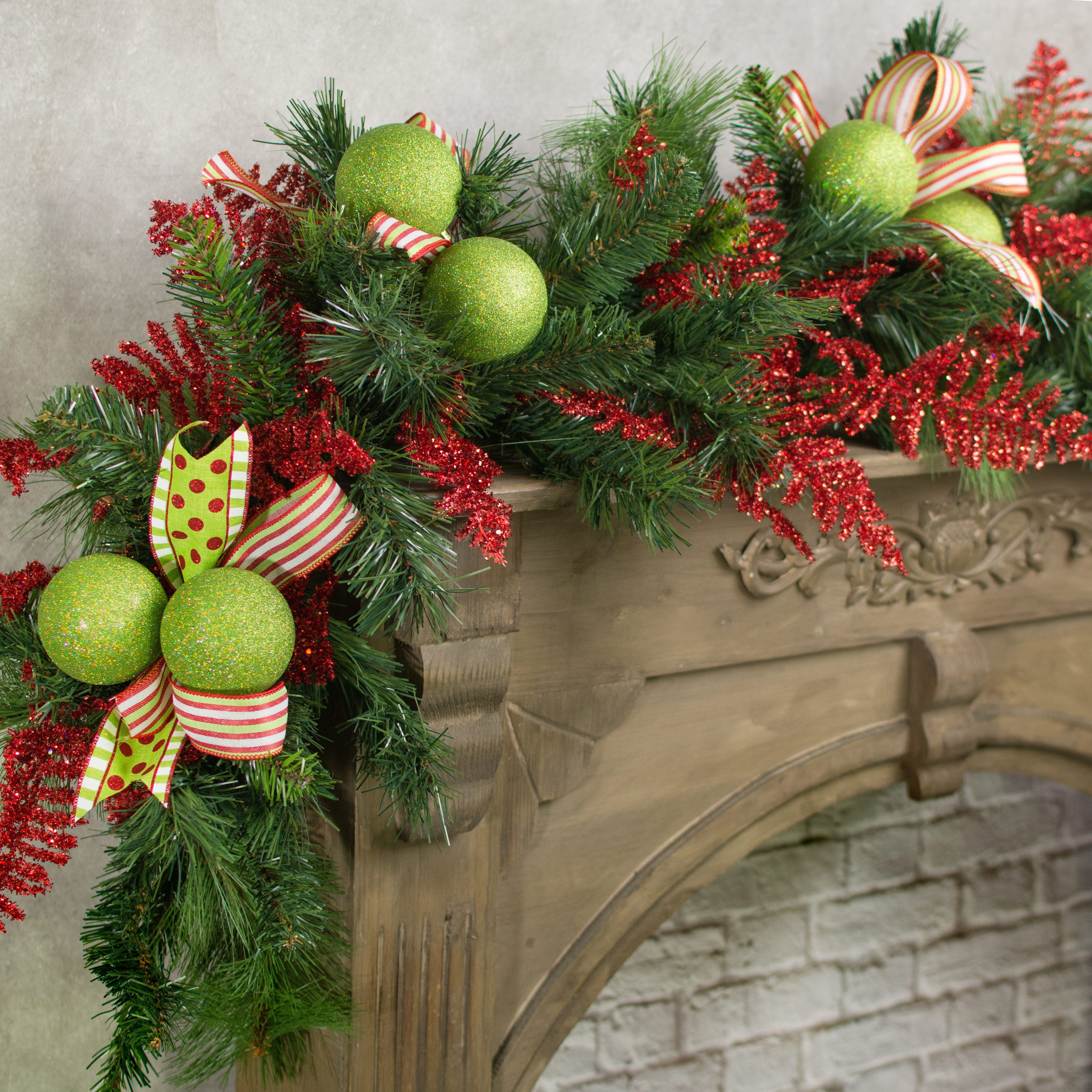 6' Vermont Pine Garland detail photo 4