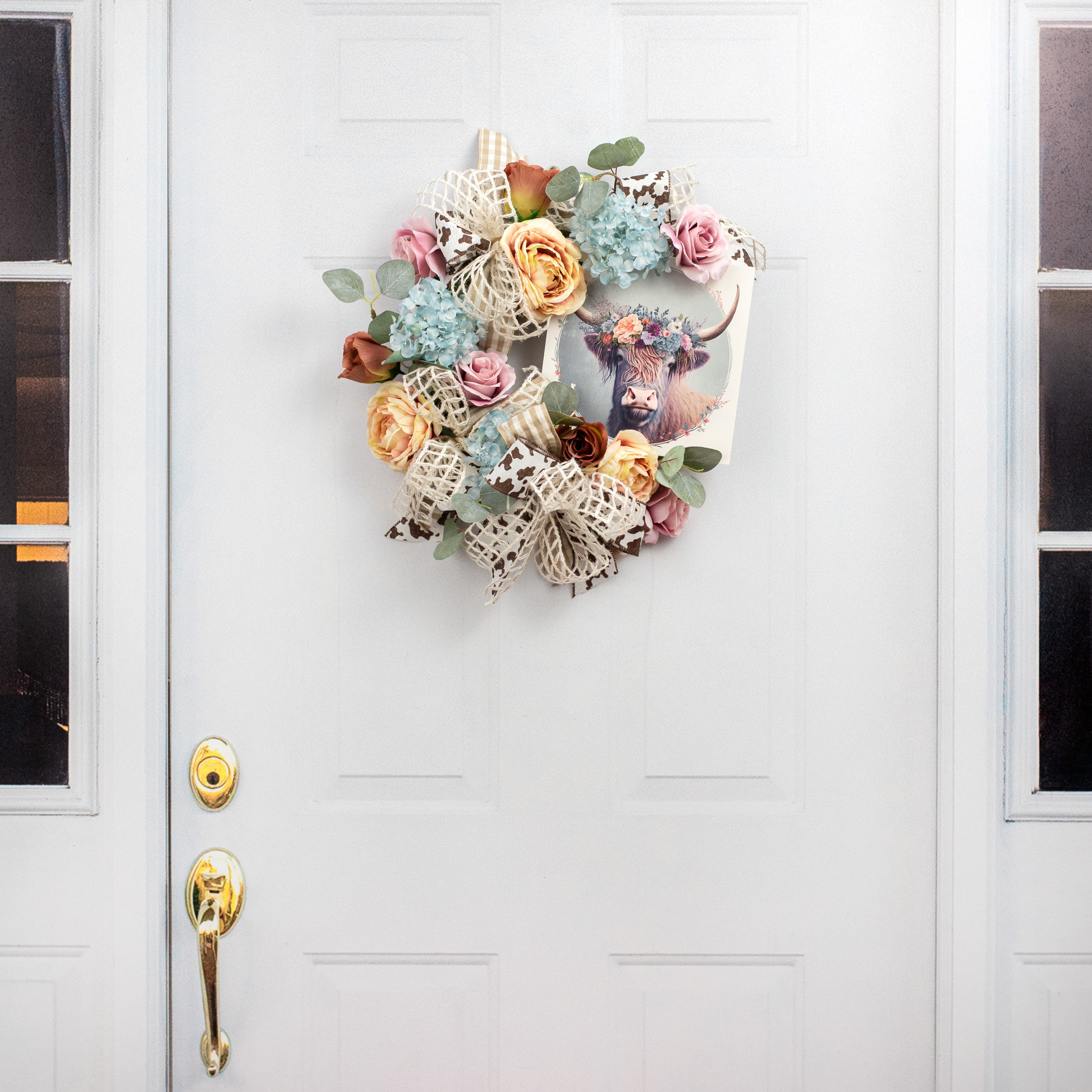 9" Waterproof Sign: Floral Highland Cow detail photo 4