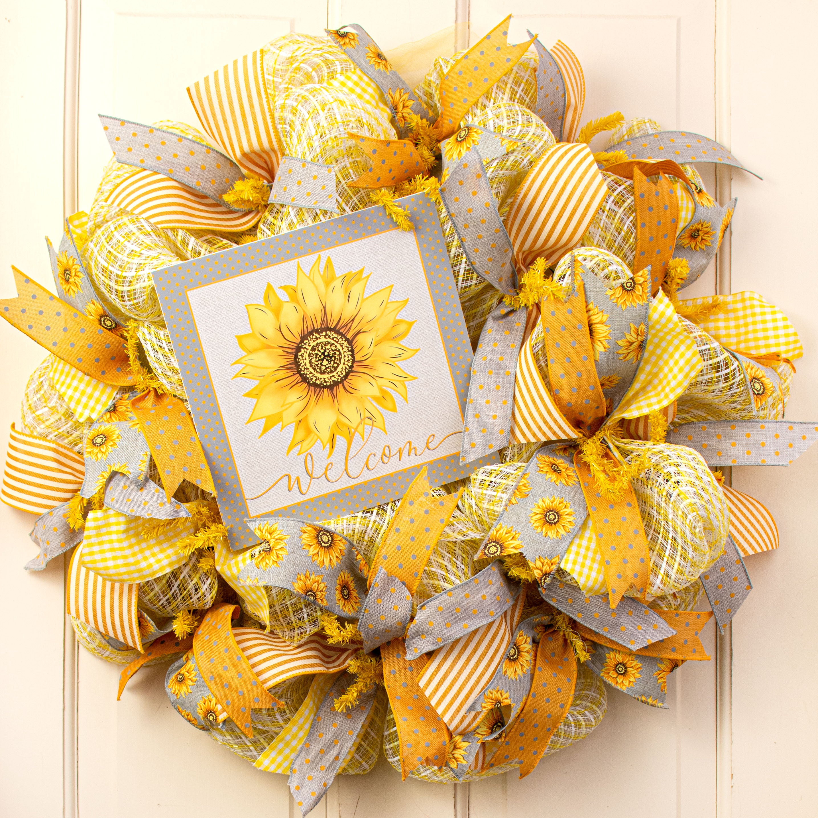 9" Waterproof Sign: Grey Sunflower Welcome Lifestyle Photo