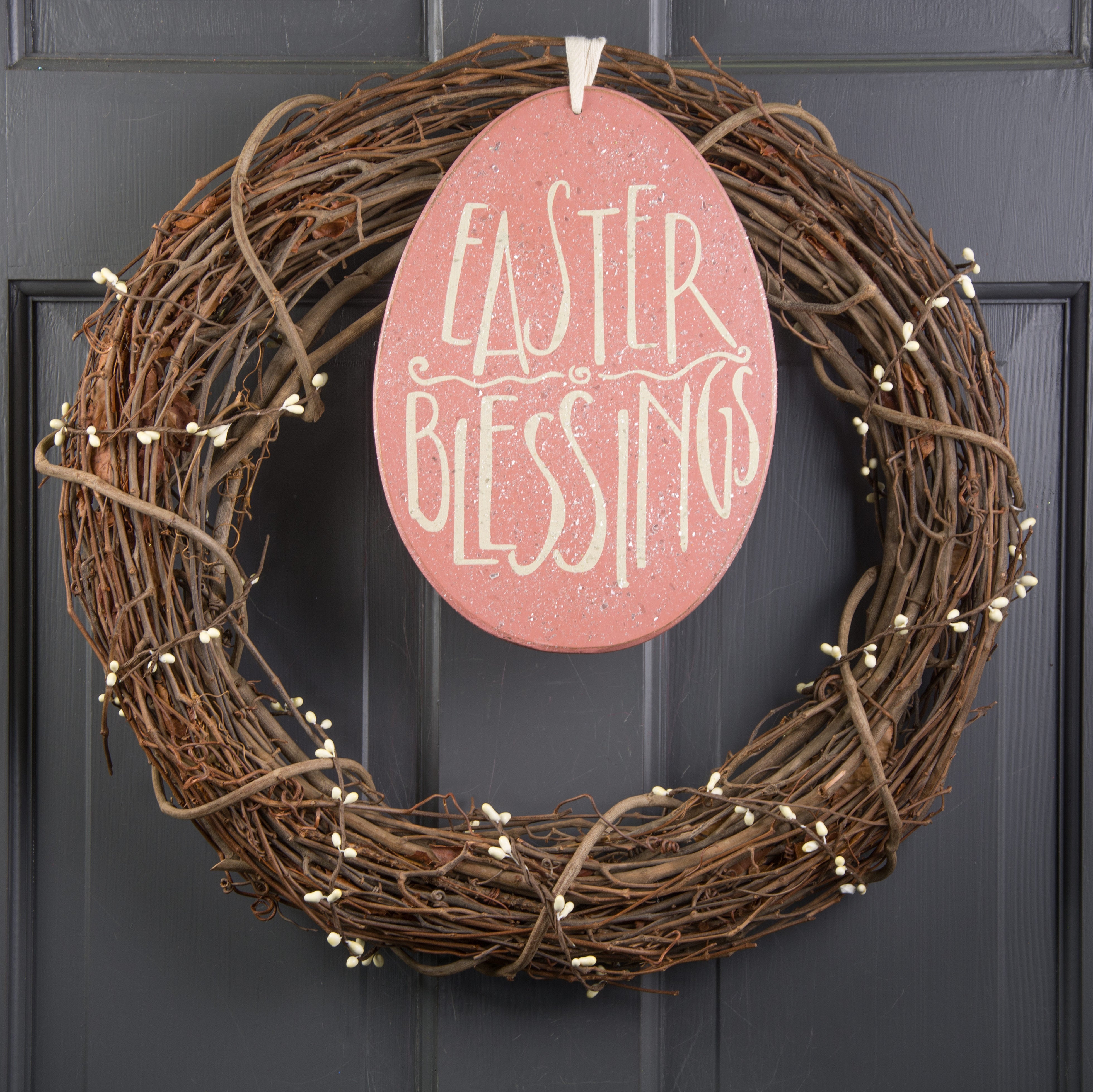 6' White Pip Berry Wired Garland Lifestyle Photo