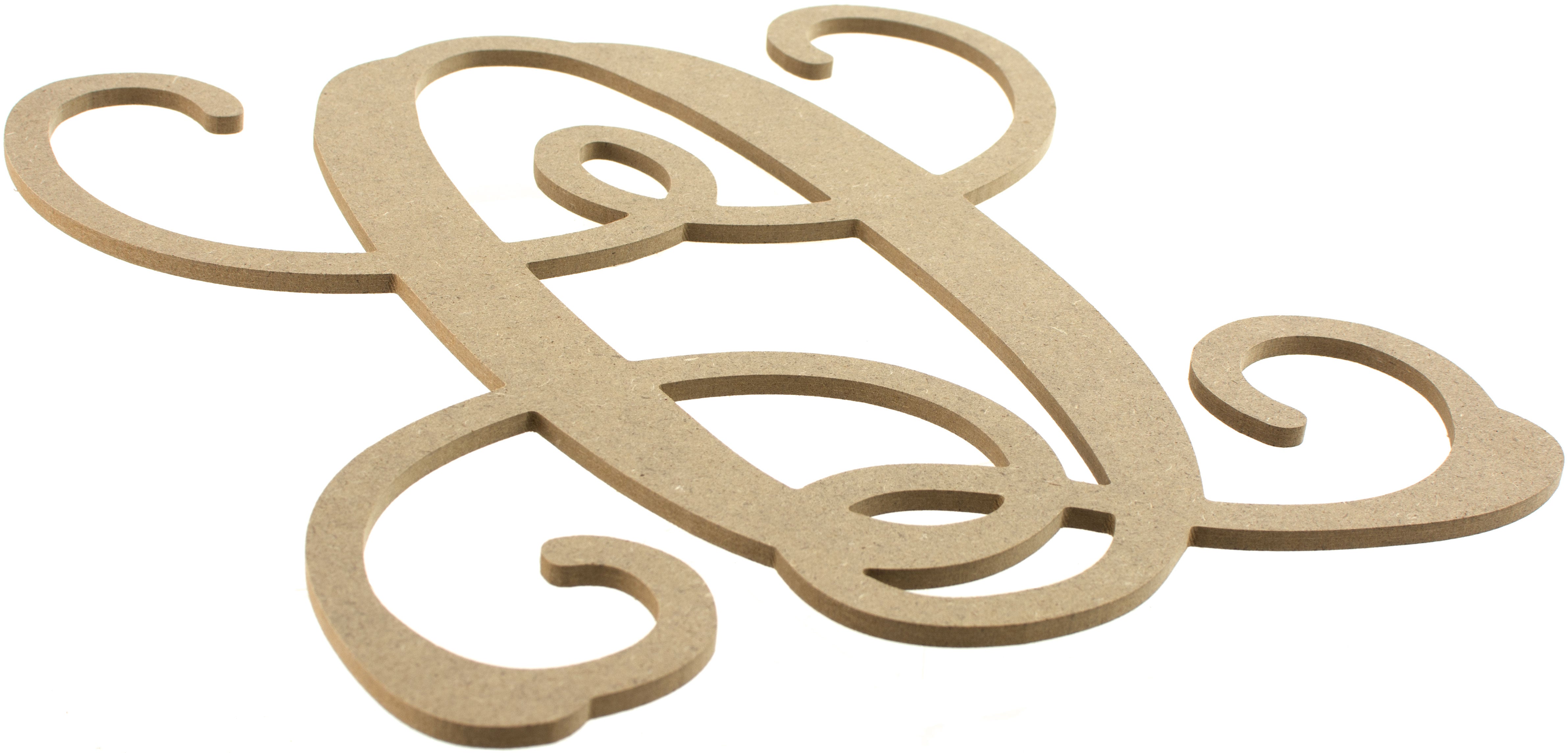 12" Wood Letter Vine Monogram: Q Lifestyle Photo