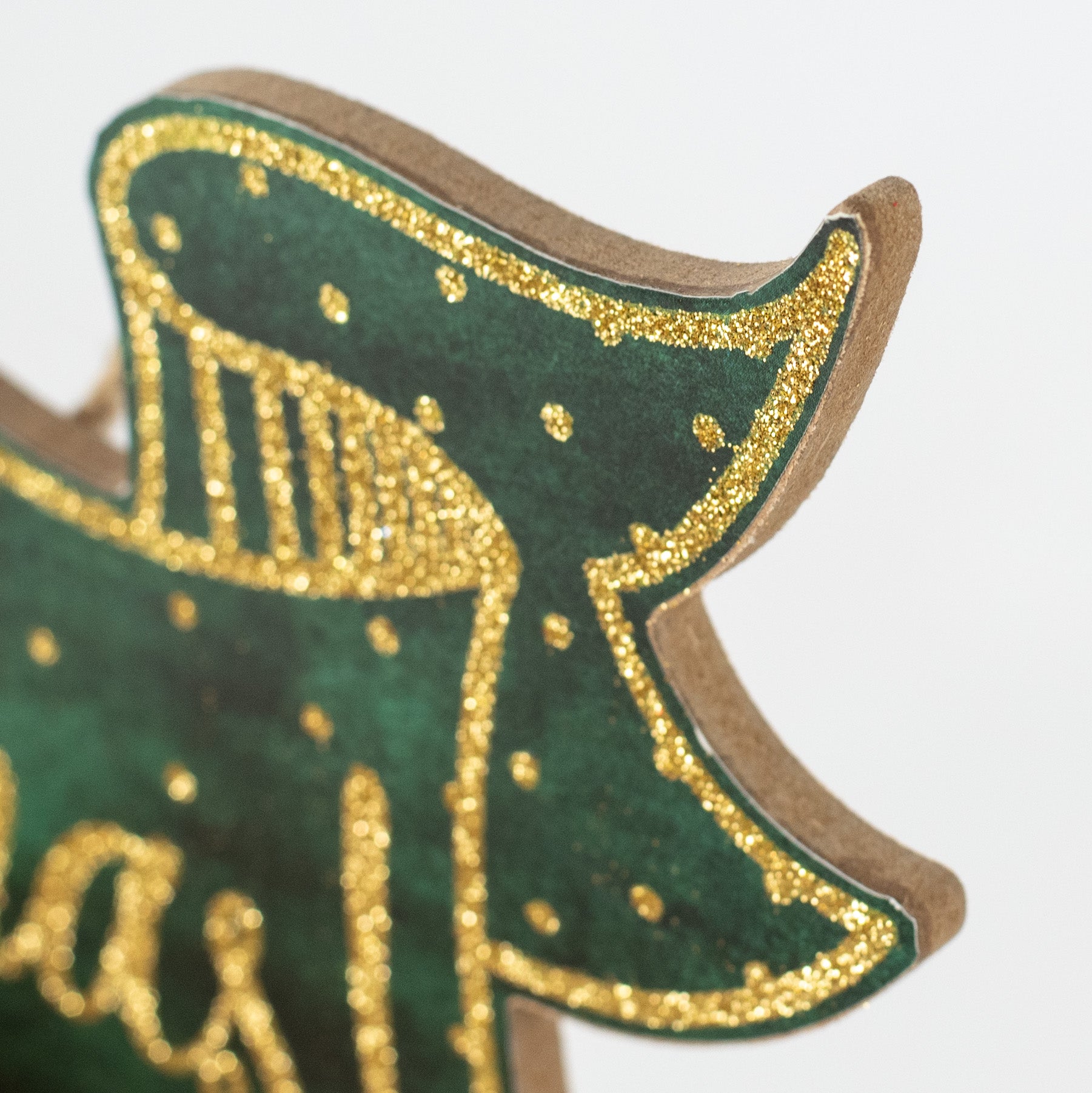 15" Wooden Banner Sign: Merry Christmas Hunter Green detail photo 3