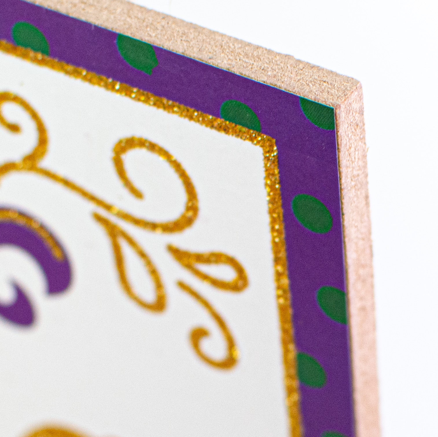 12" Wooden Sign: Happy Mardi Gras Glitter detail photo 3