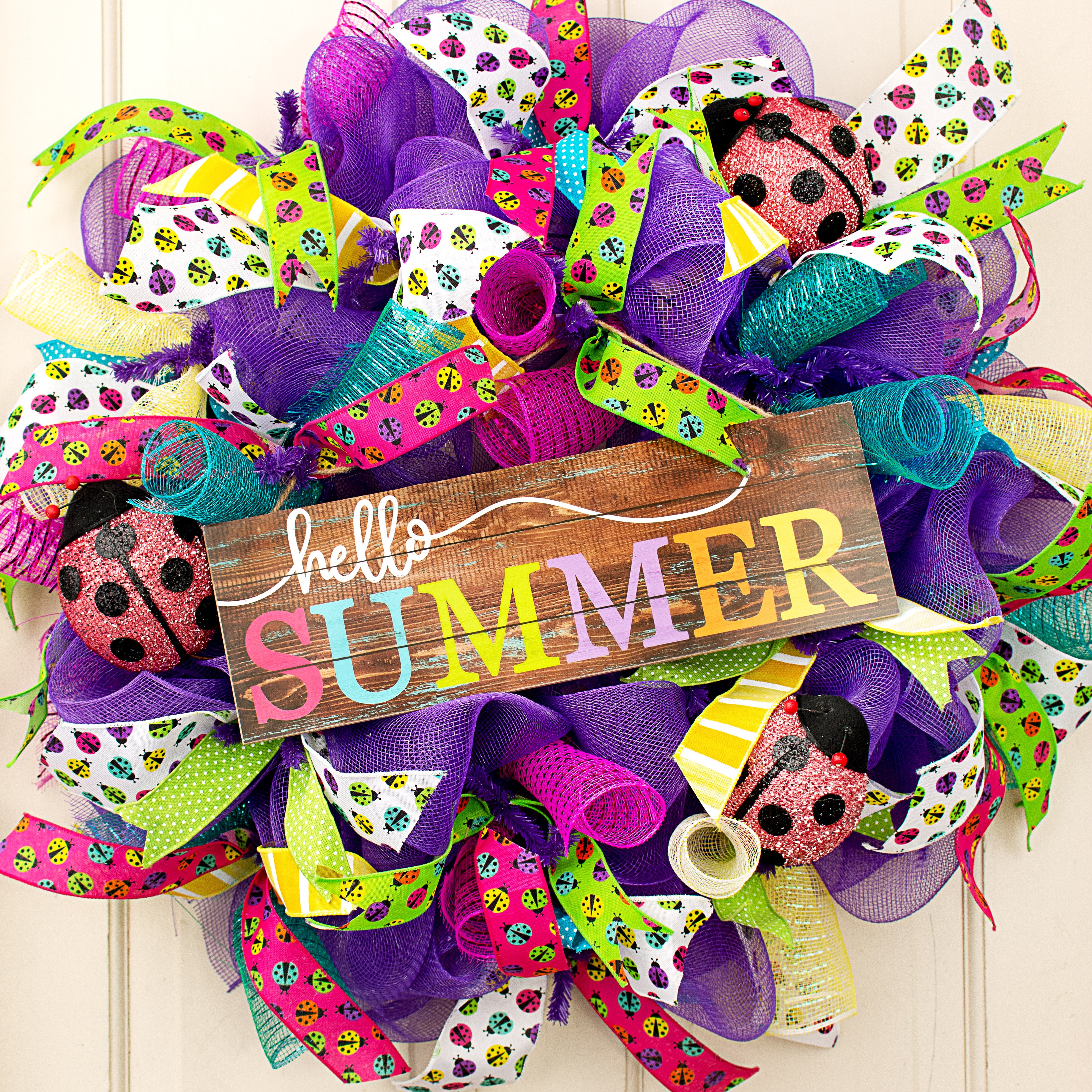 15" Wooden Sign: Hello Summer Lifestyle Photo