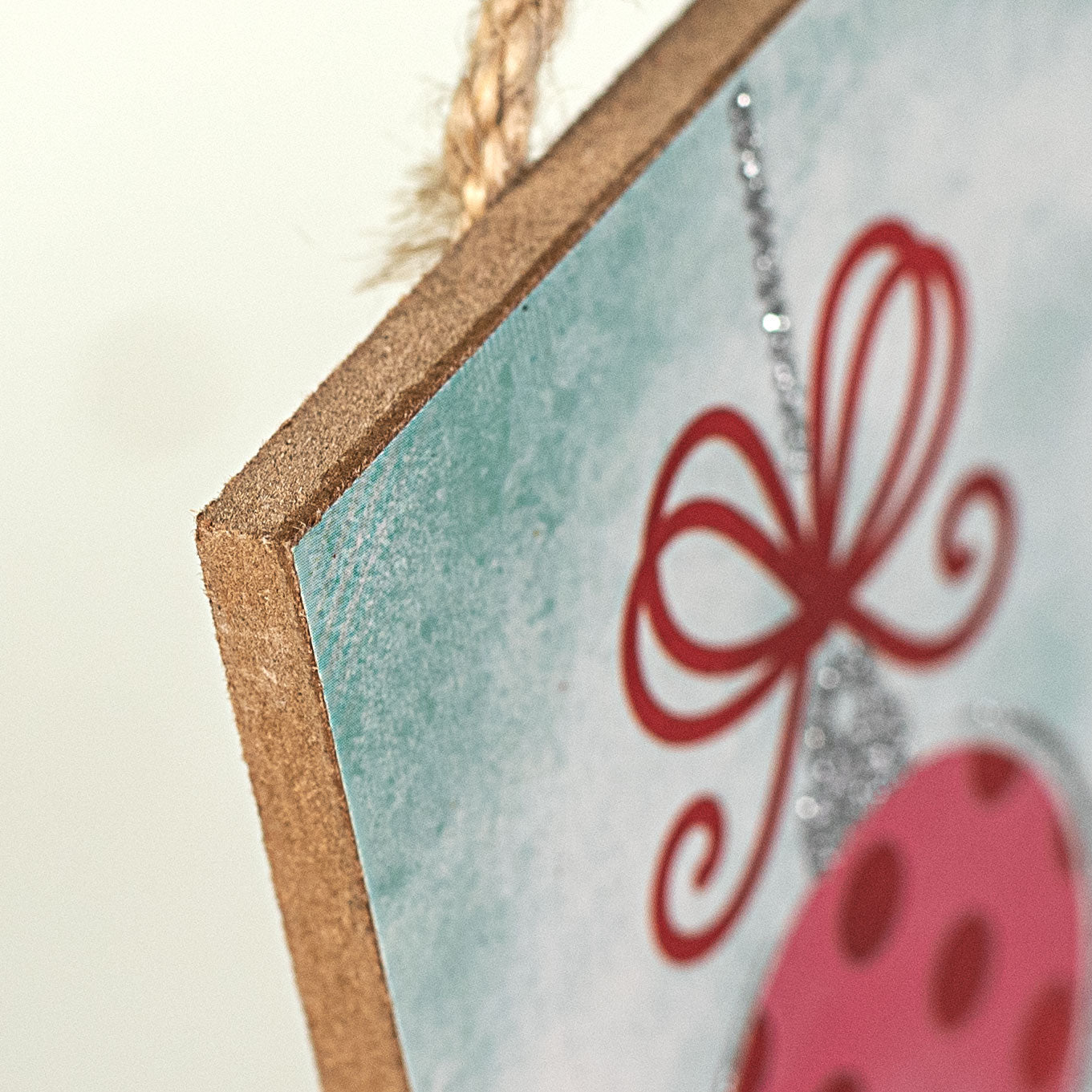 12" Wooden Sign: Retro Ornament Merry Christmas detail photo 3