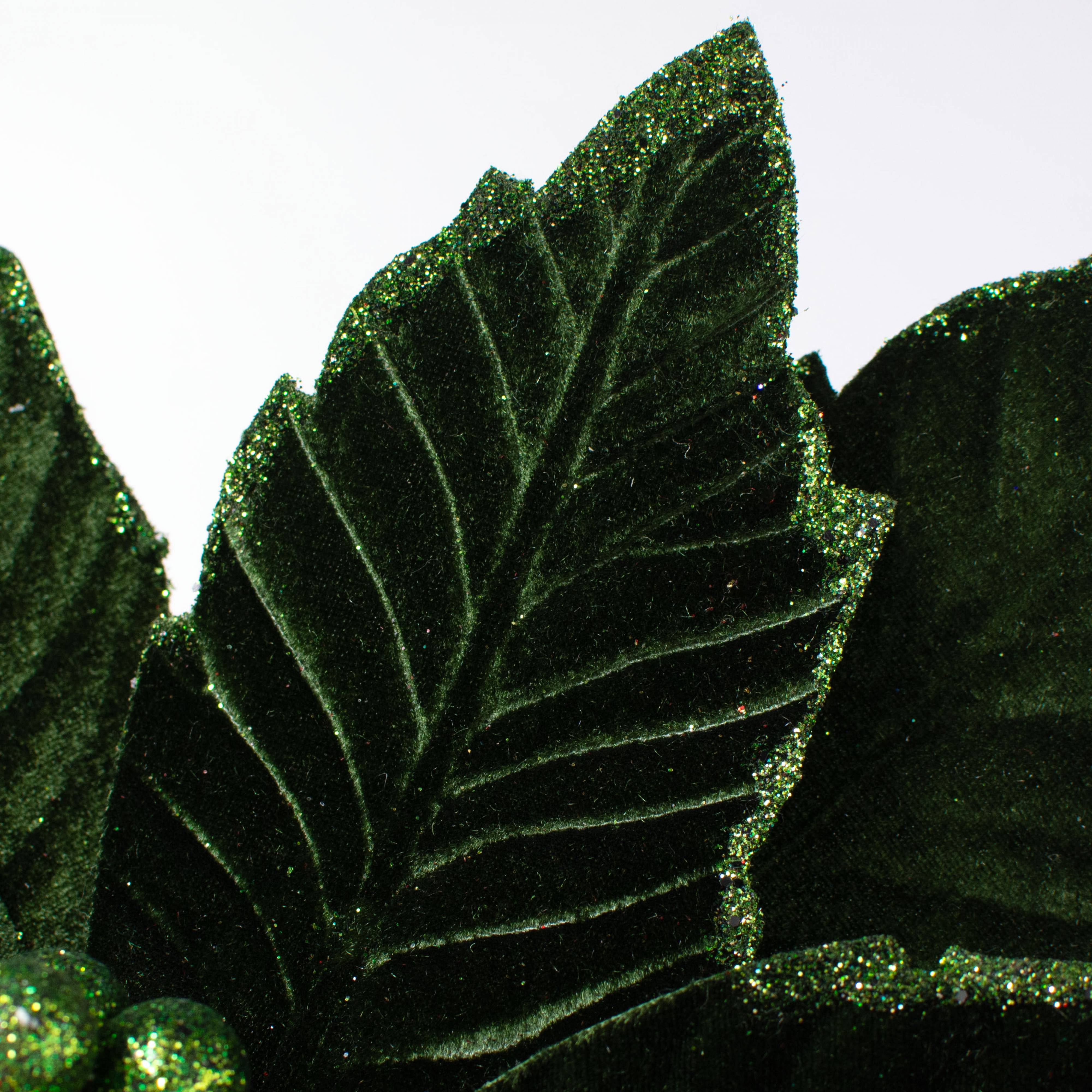 14" x 16" Velvet Poinsettia Stem: Hunter Green