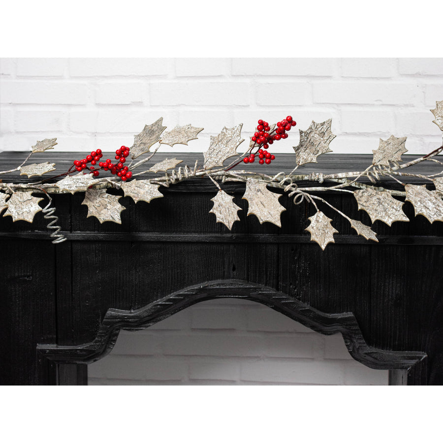 5' Wooden Holly Garland