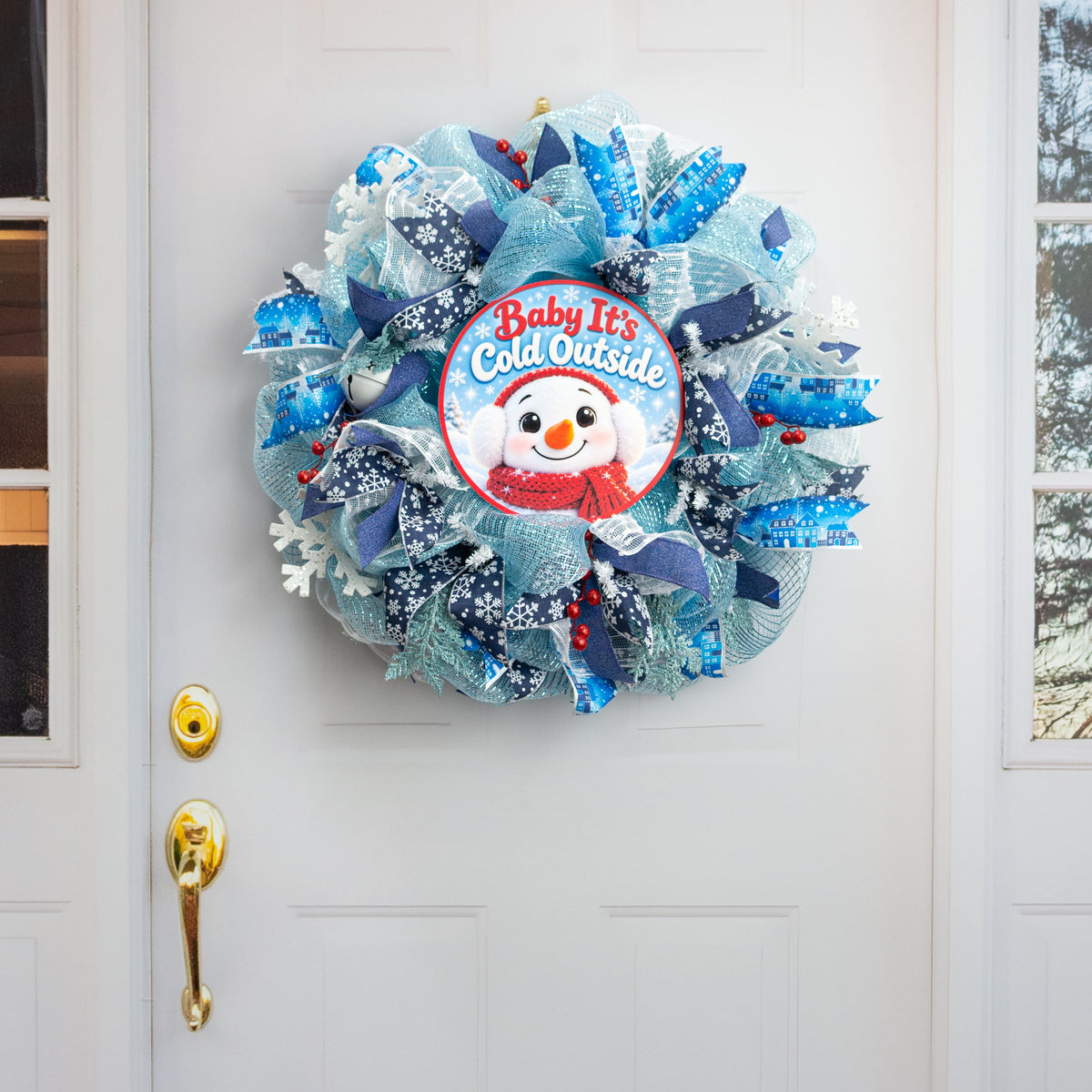 10.5" Round Waterproof Sign: Cold Outside Snowman With Earmuffs detail photo 4