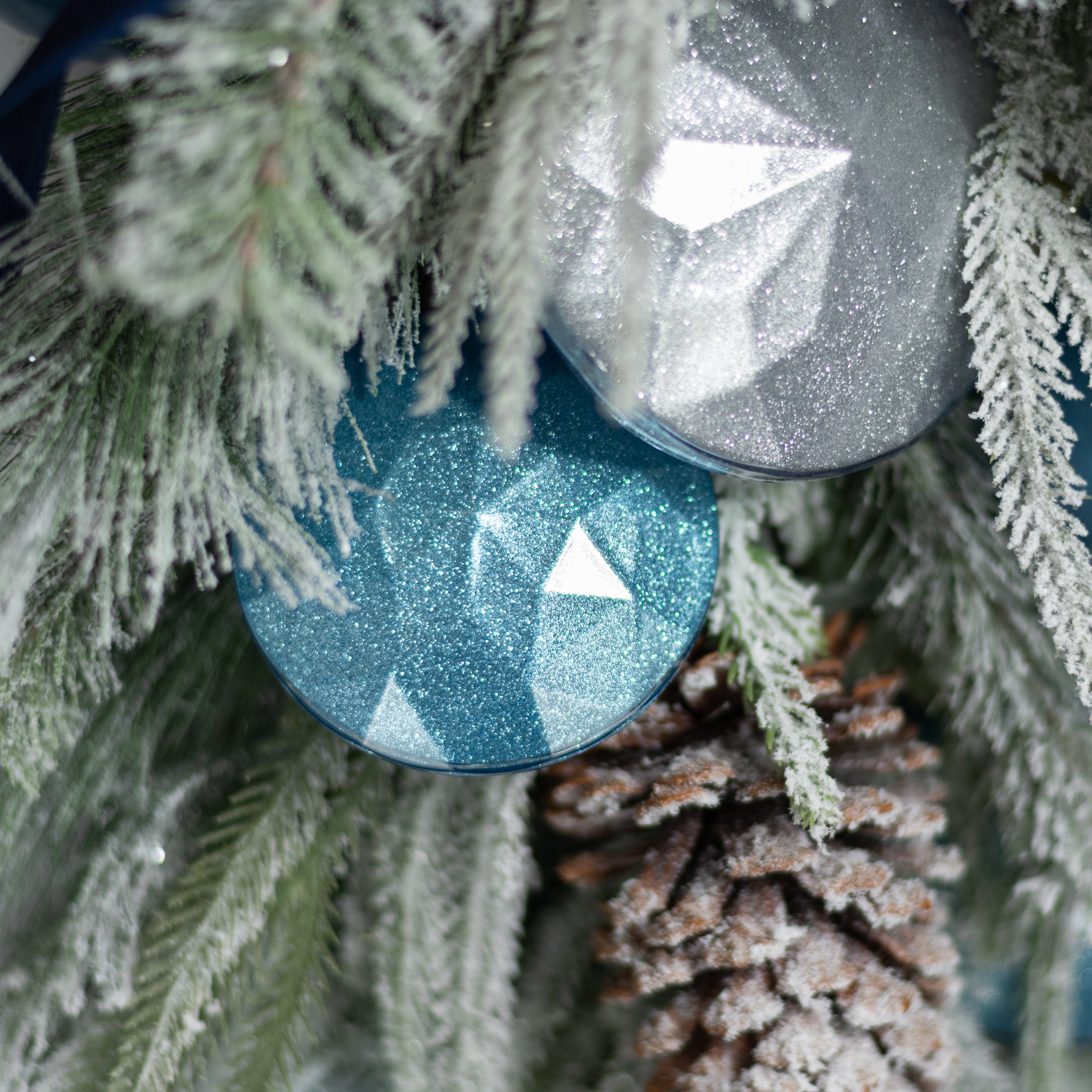 100mm Faceted Flat Round Gem Ornament: Glitter Inside Smoke Blue Lifestyle Photo