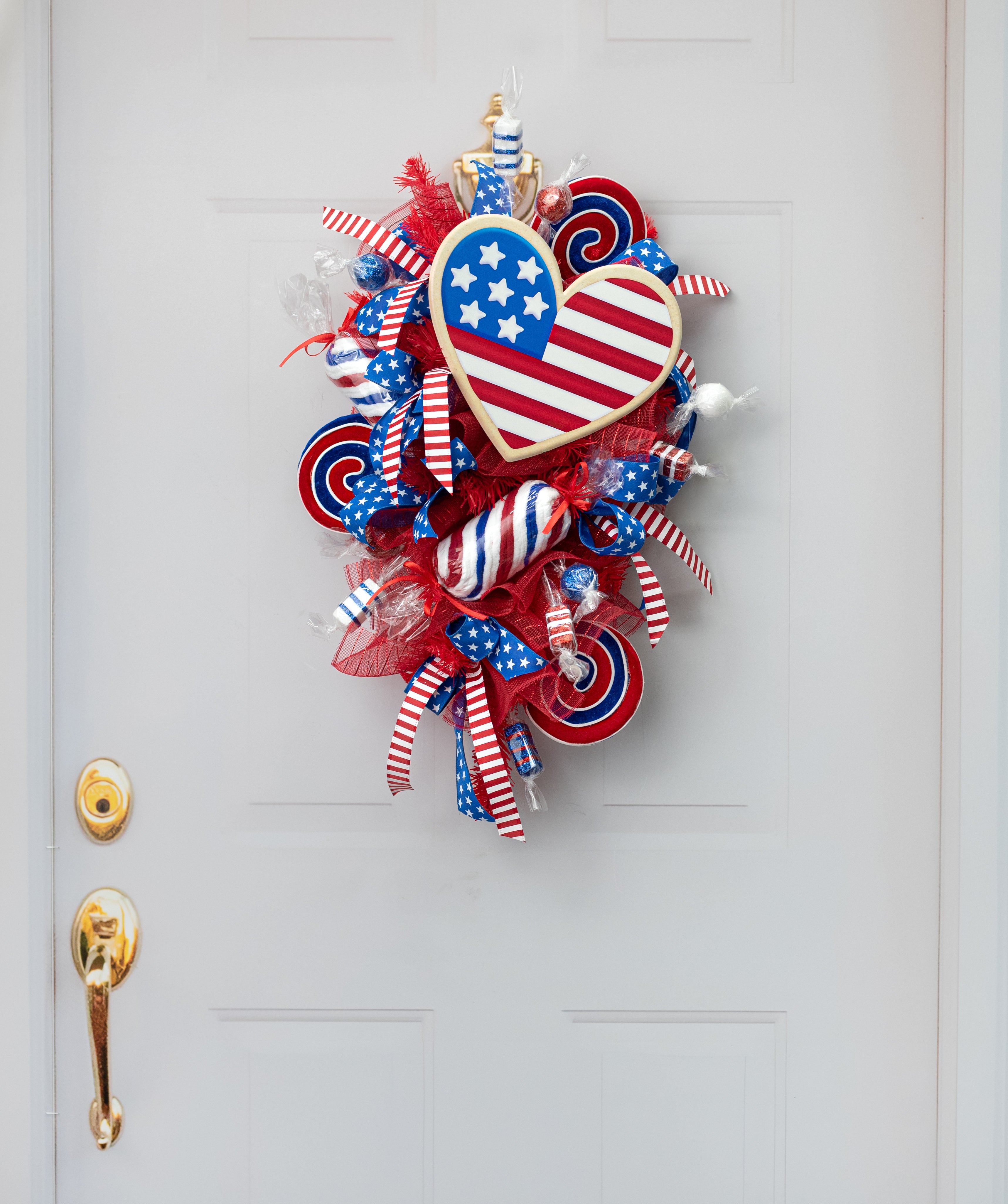 11" Wrapped Patriotic Peppermint Candy: Red, White & Blue detail photo 4