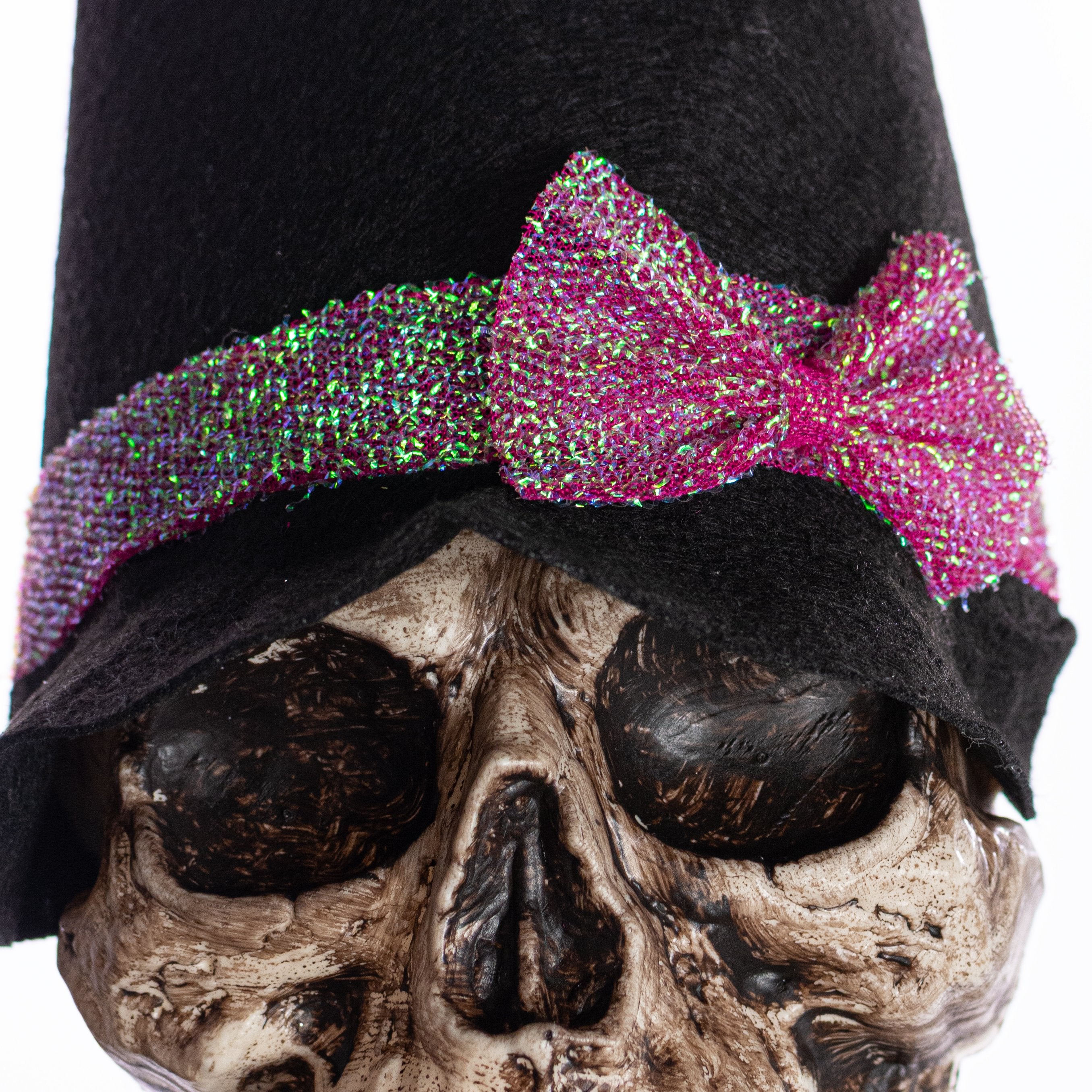 12" Plastic & Felt Skull with Hat Decoration: Pink Bow detail photo 3
