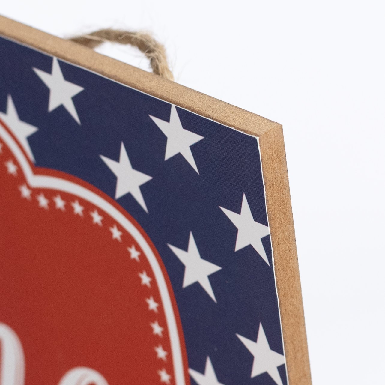 12" Wooden Sign: Bracket Patriotic Welcome detail photo 3