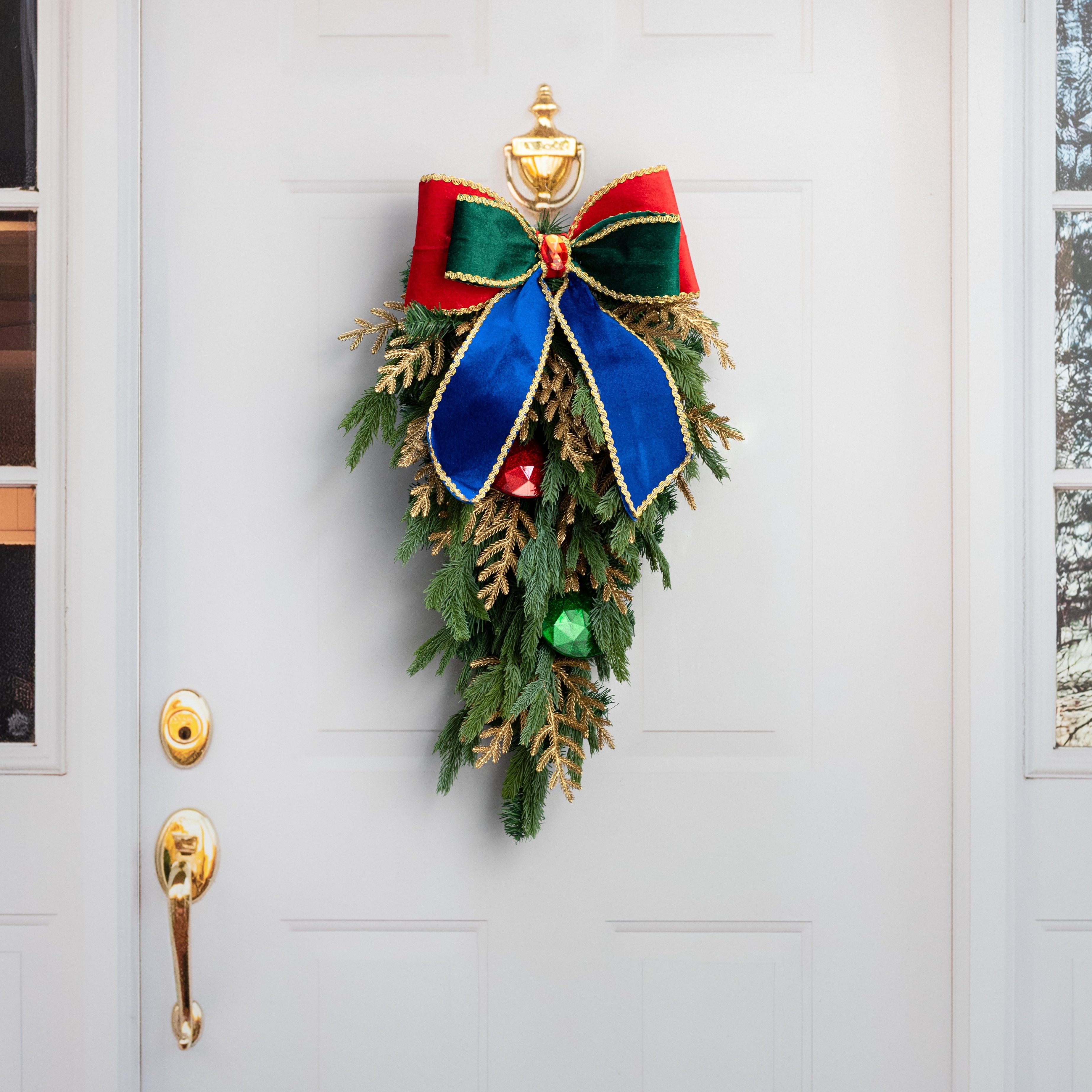 15" x 12" Velvet & Gem Bow: Preppy Christmas Lifestyle Photo