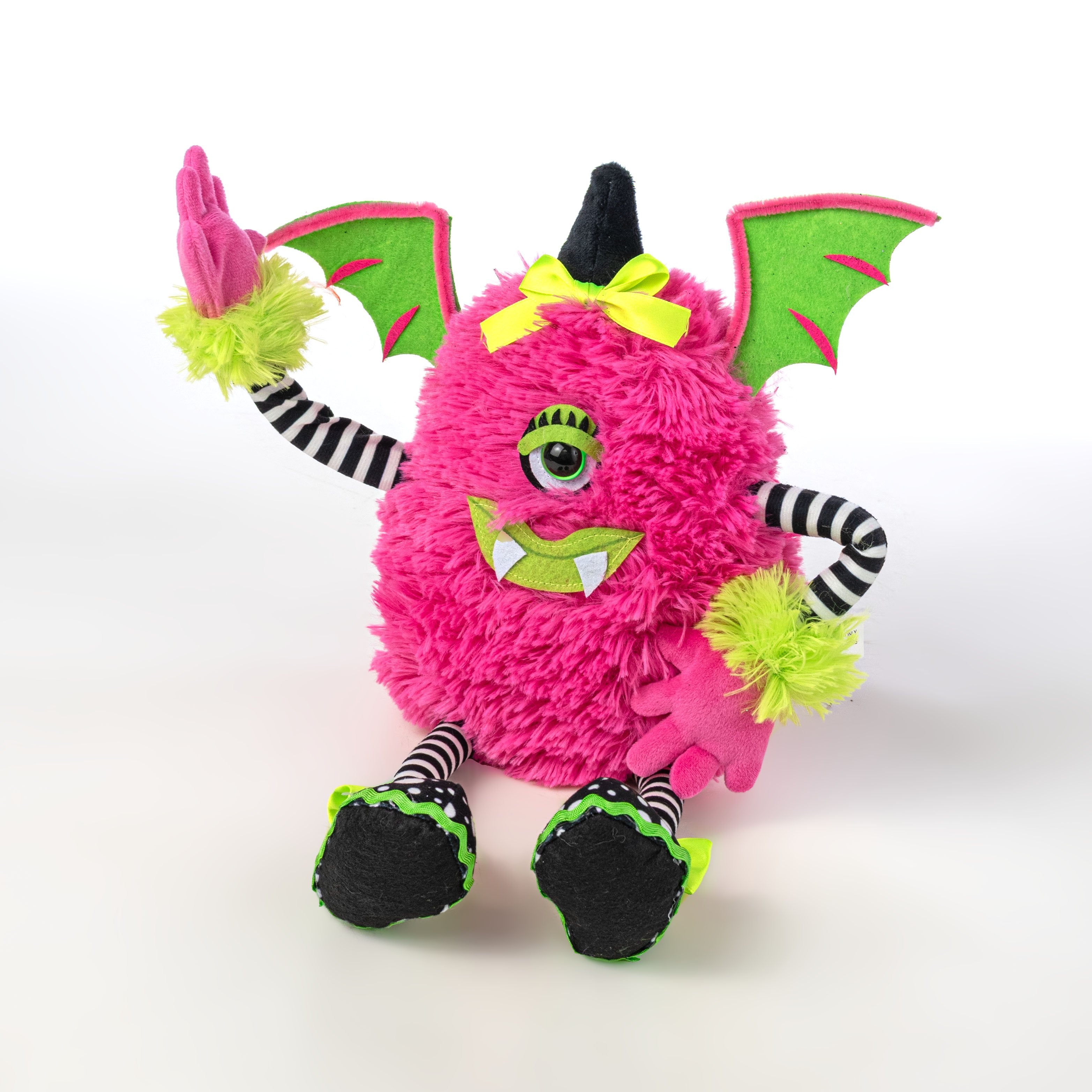 15" Plush Winged Halloween Monster Wreath Decor: Pink detail photo 7