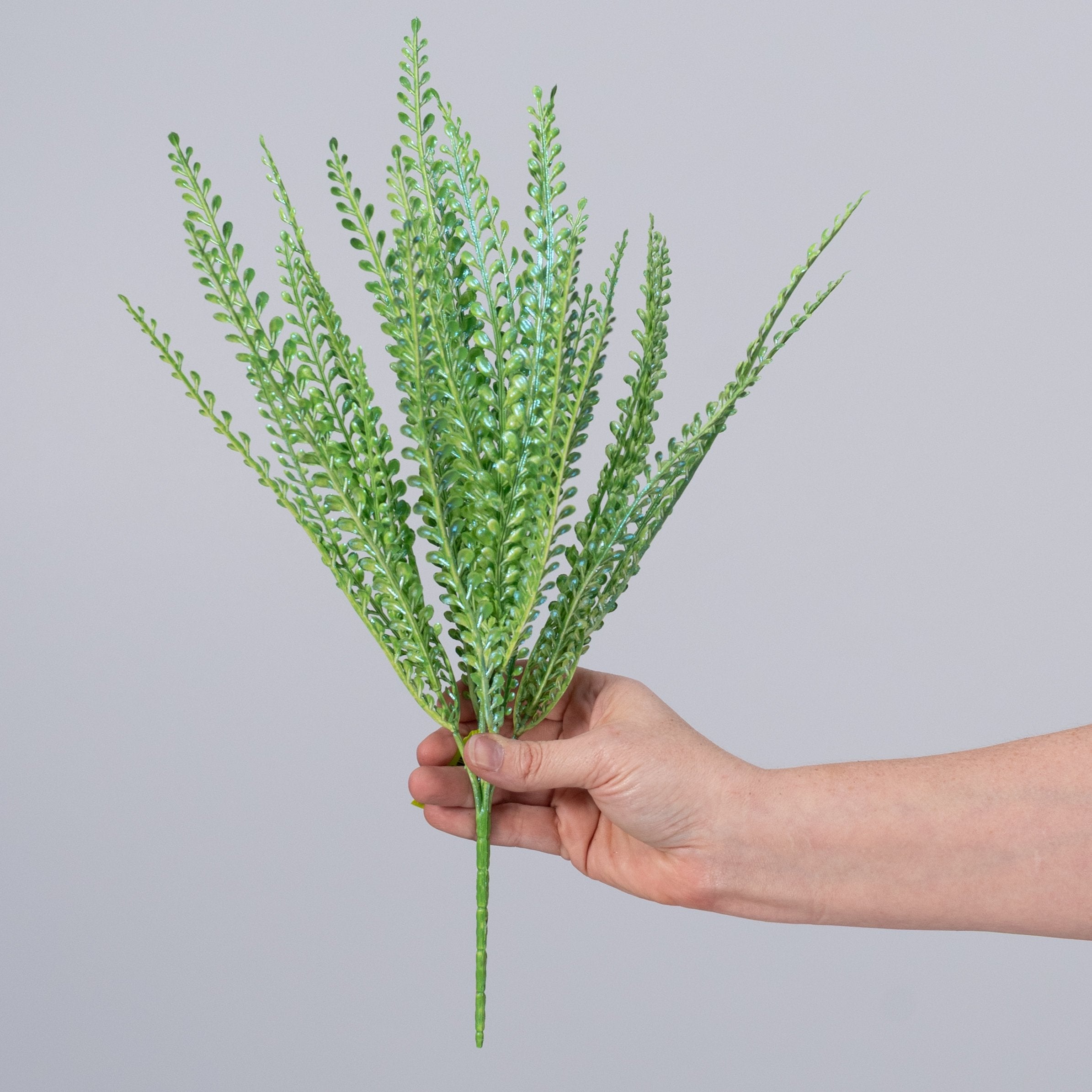16" Plastic Leaf Button Fern Bush: Iridescent Green (5 Stem) detail photo 3