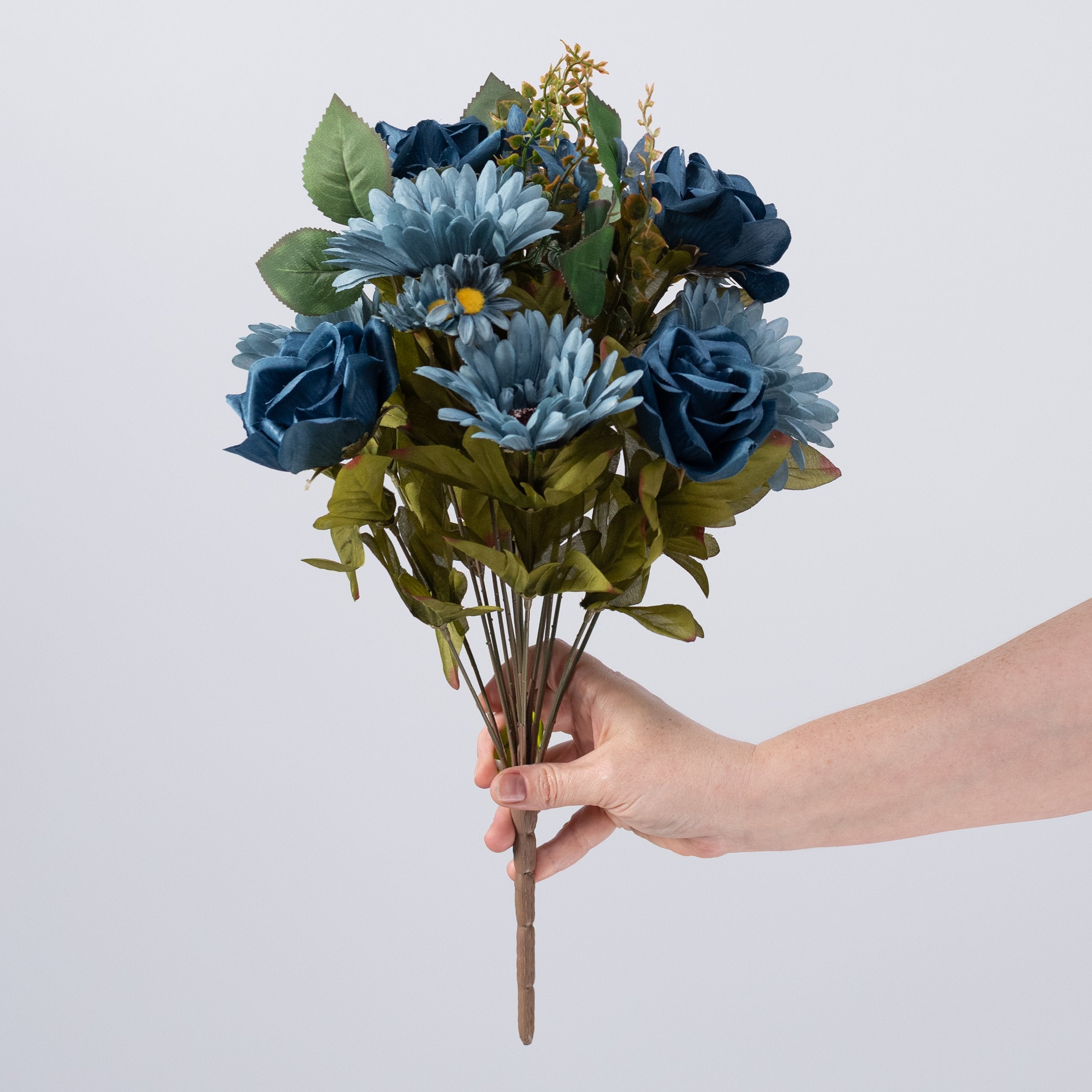 17" Roses & Gerber Daisies Bush: Smoke Blue (18 Stem) detail photo 3