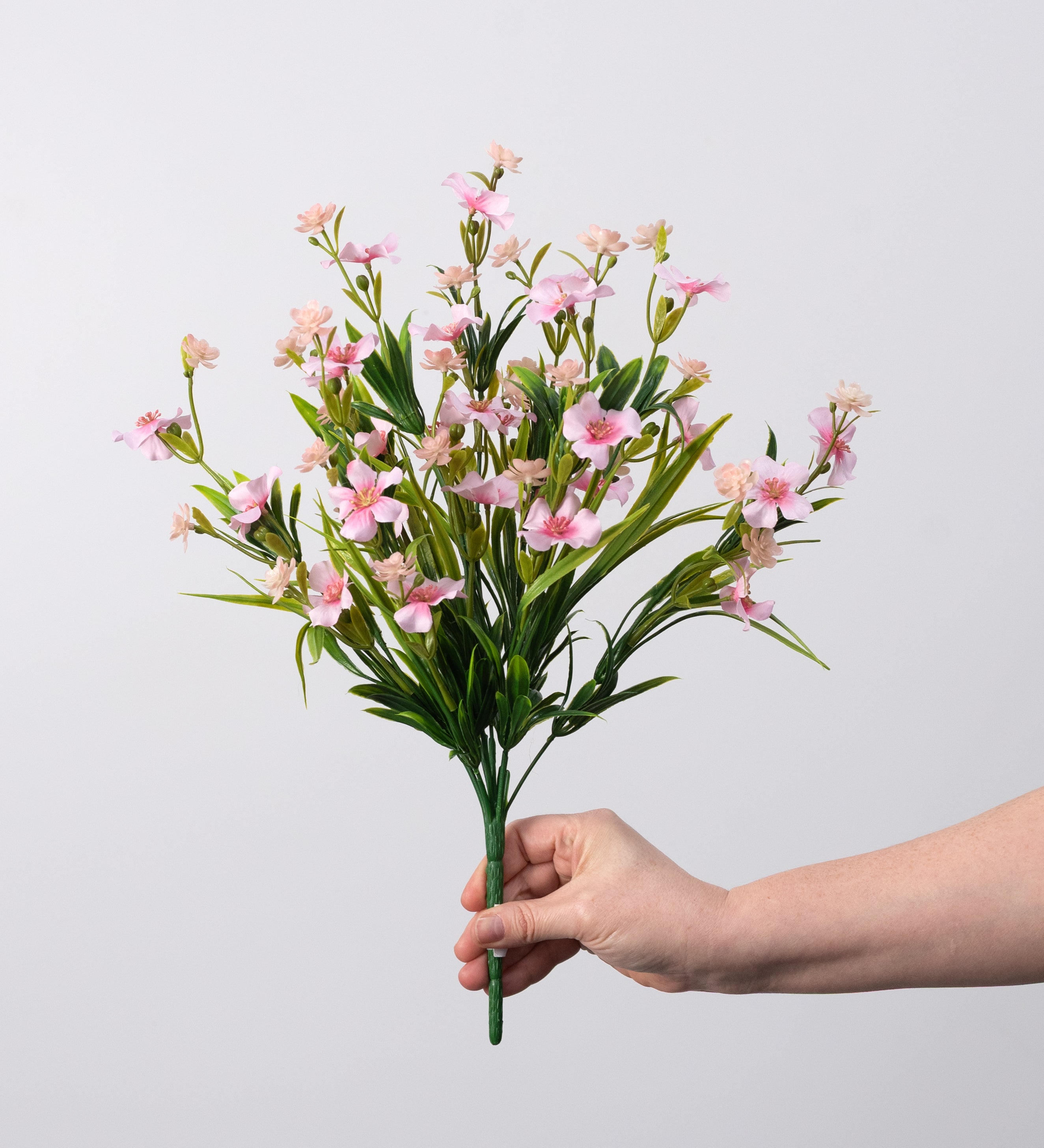 17â Wildflower Filler Bush: Pink (9 Stem) detail photo 3