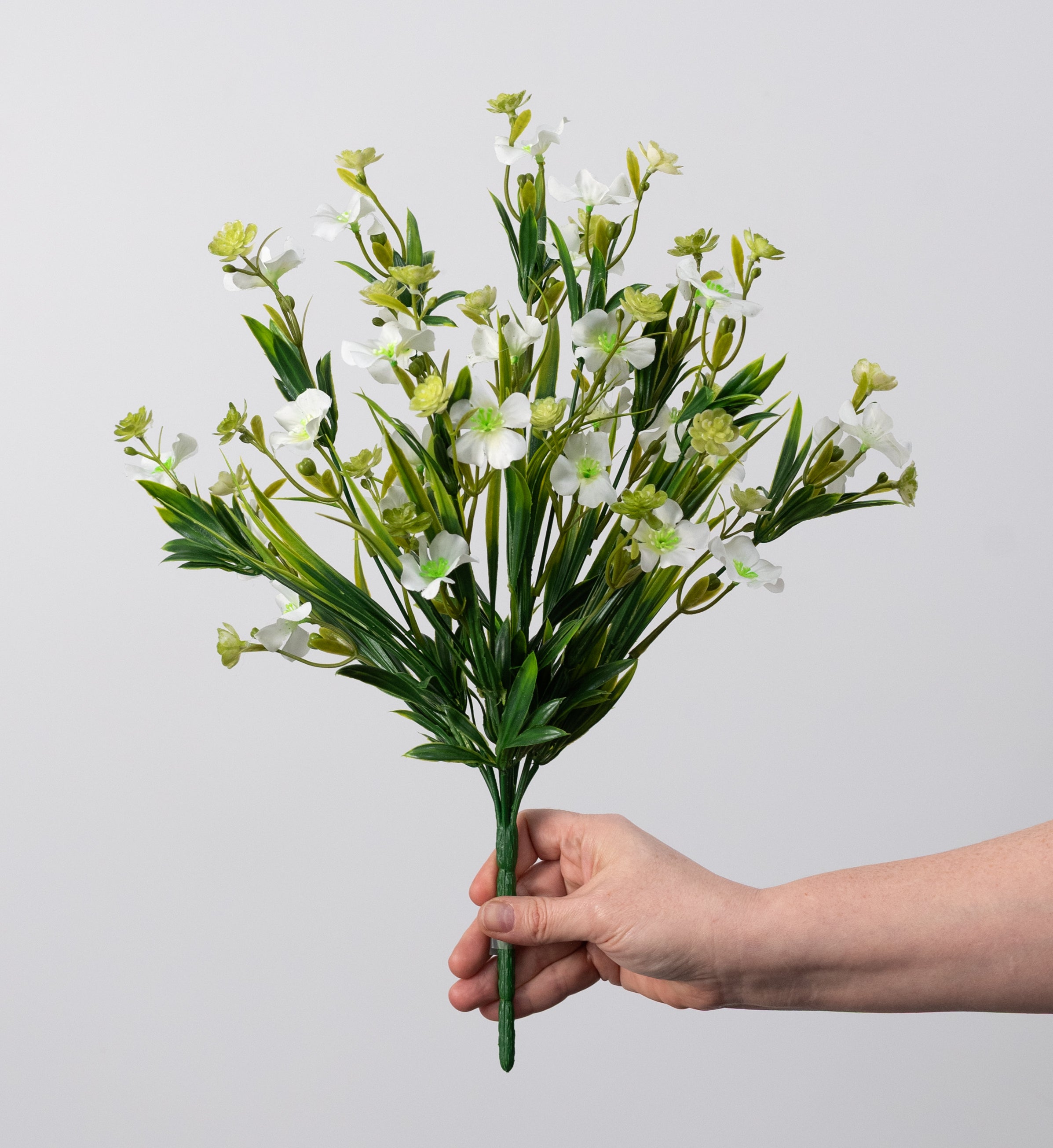 17â Wildflower Filler Bush: White Cream (9 Stem) detail photo 3
