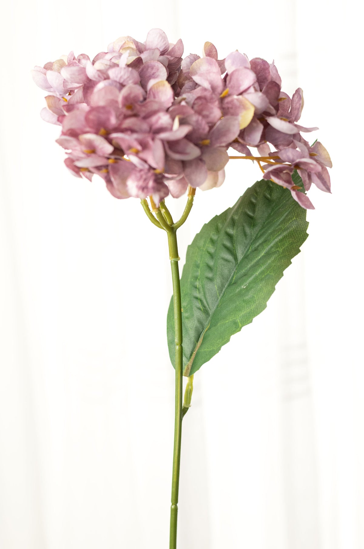 19" Hydrangea Bush: Mauve Purple (5 Stem) detail photo 4