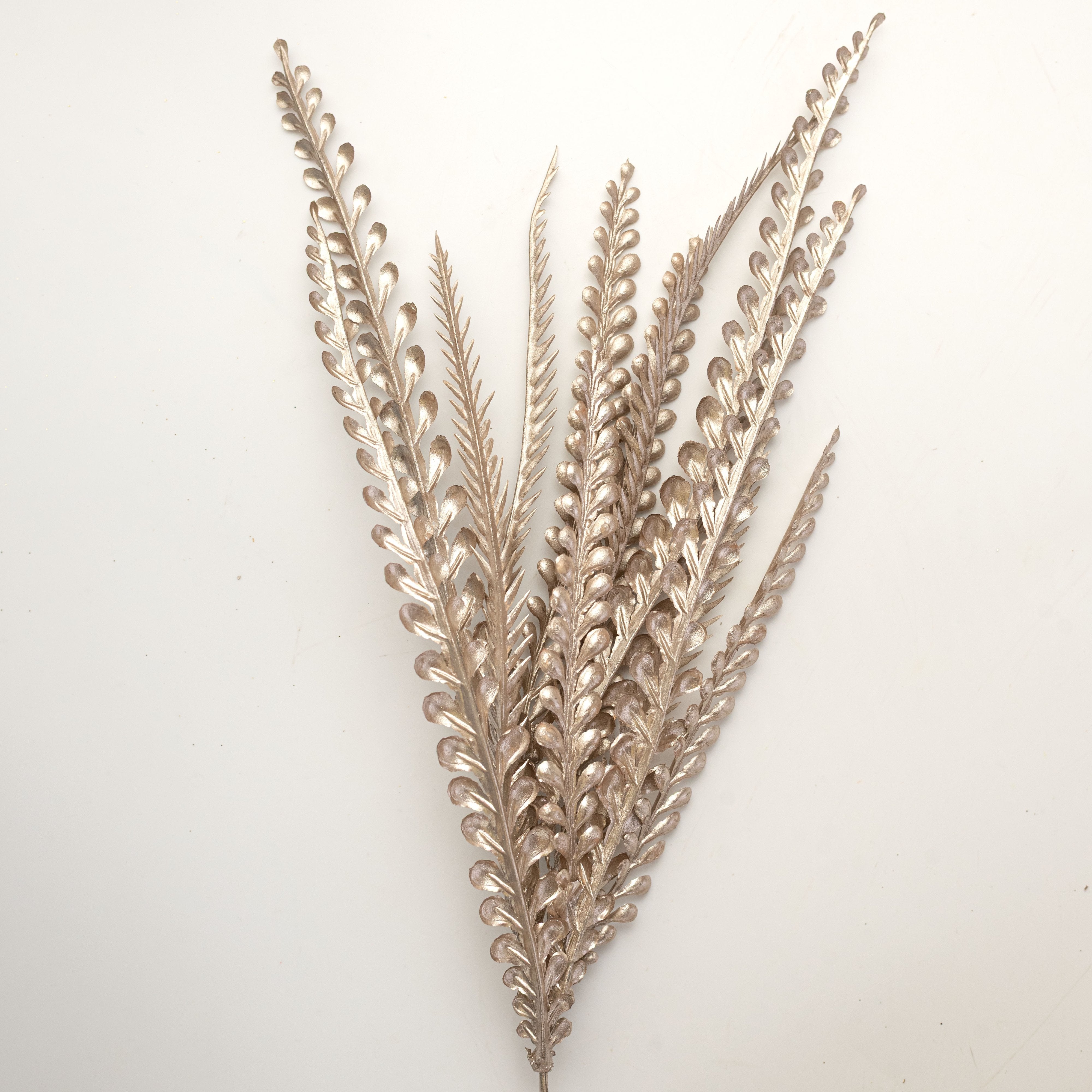 19" Metallic Button Fern Bush: Champagne Gold (7 Stem) detail photo 4