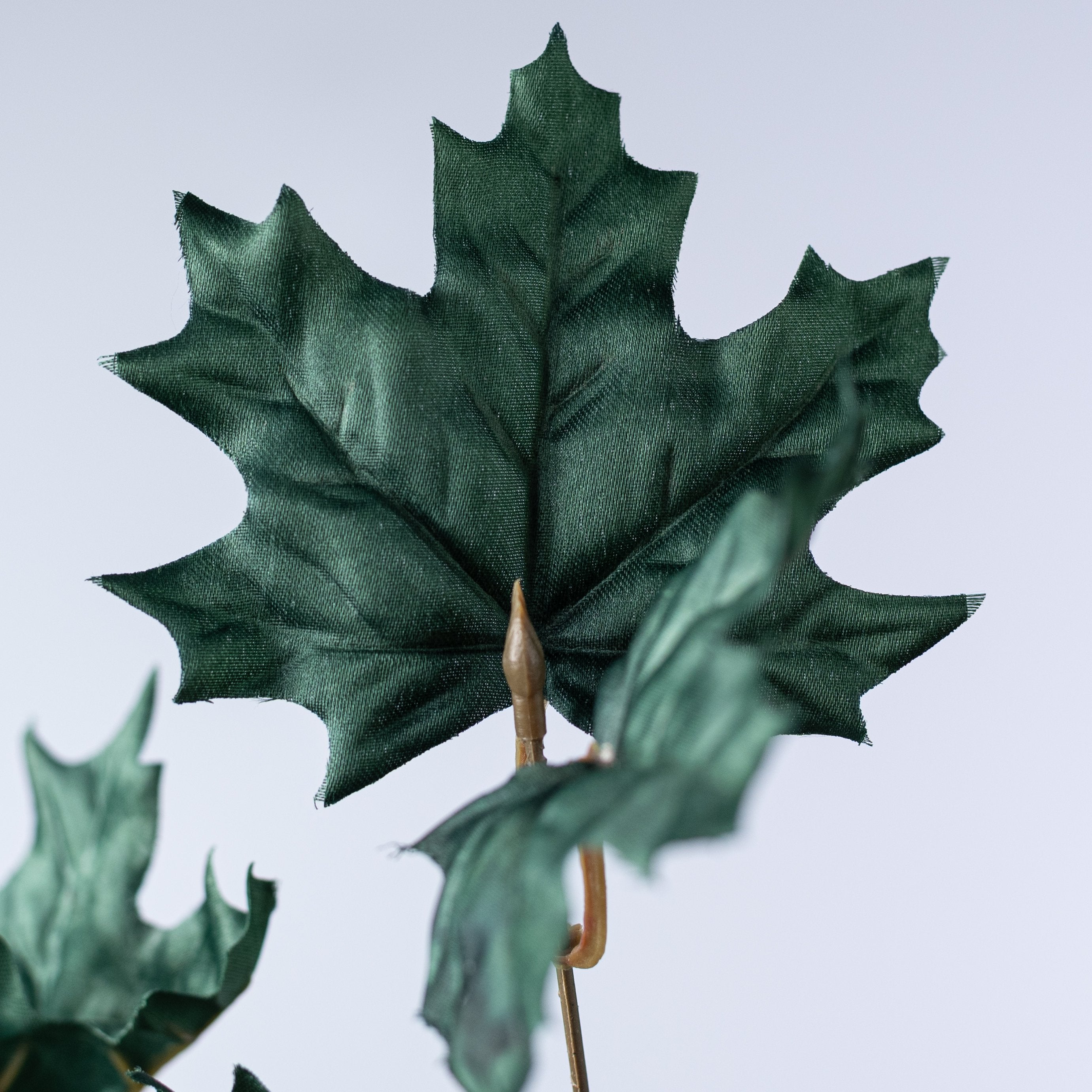 20" Maple Leaf Bush: Hunter Green (12 Stem) Lifestyle Photo