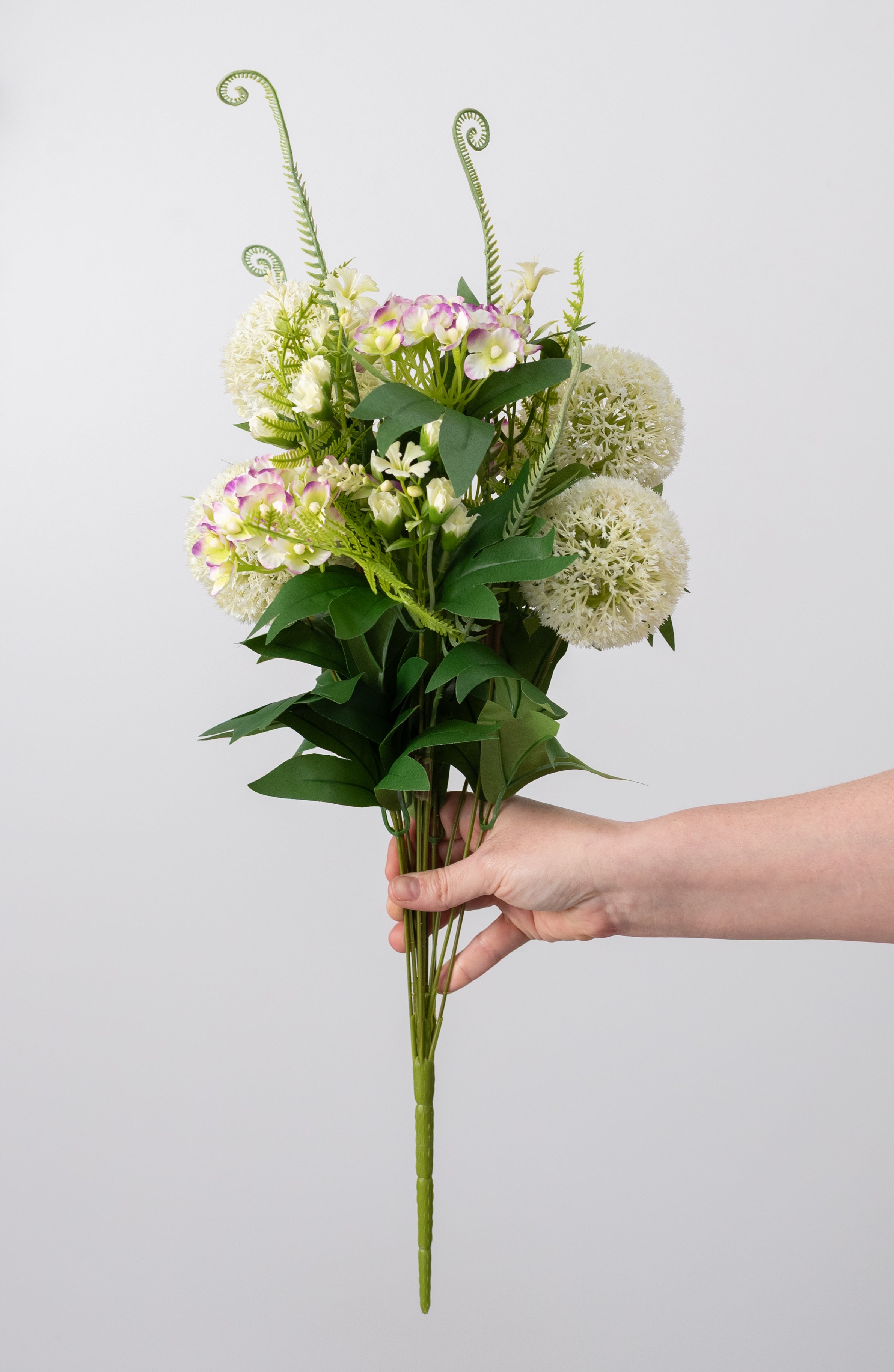 21" Ball Hydrangea & Fern Bush: Cream (12 Stem) detail photo 3