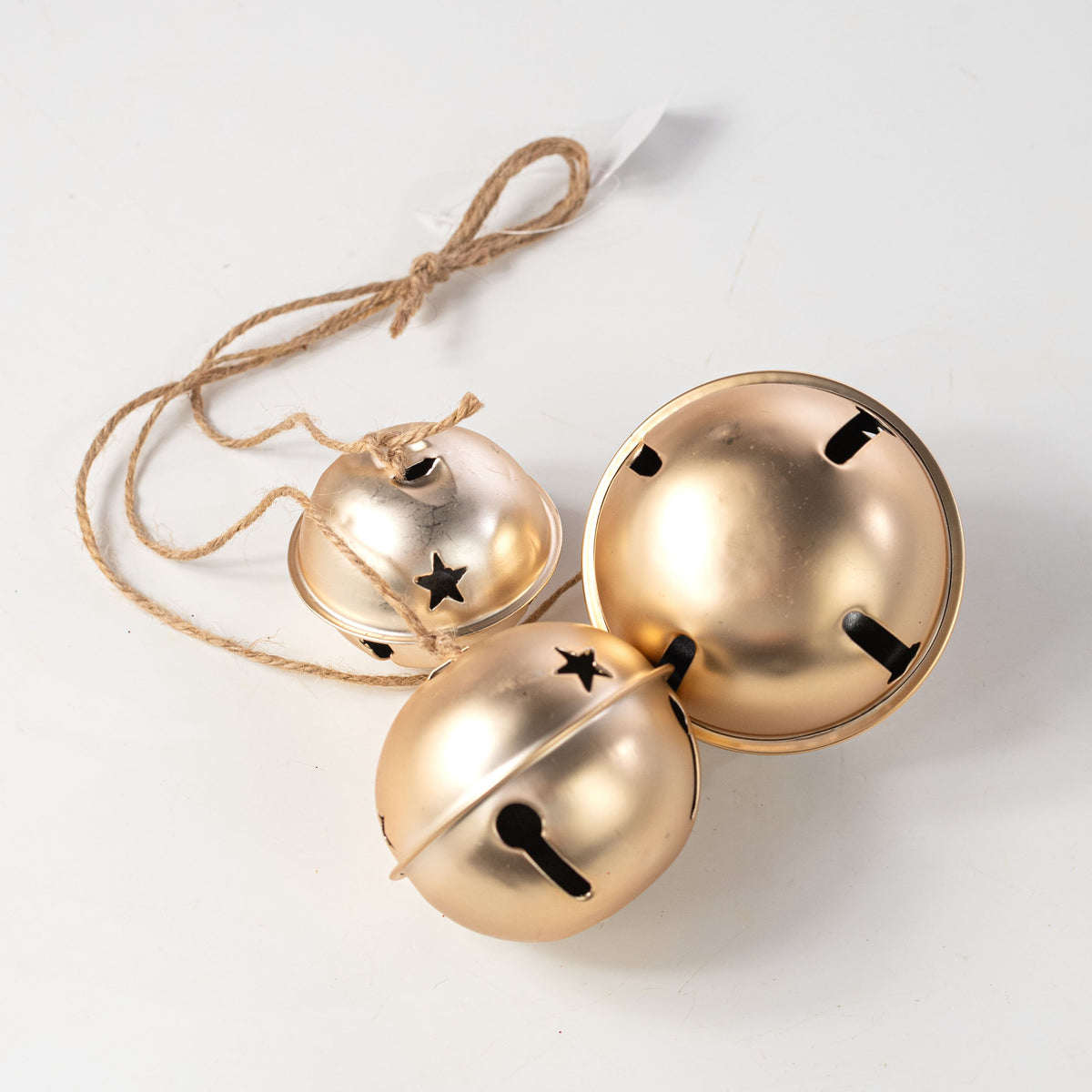 21" Hanging Jingle Bell Cluster Ornament: Champagne Gold detail photo 5