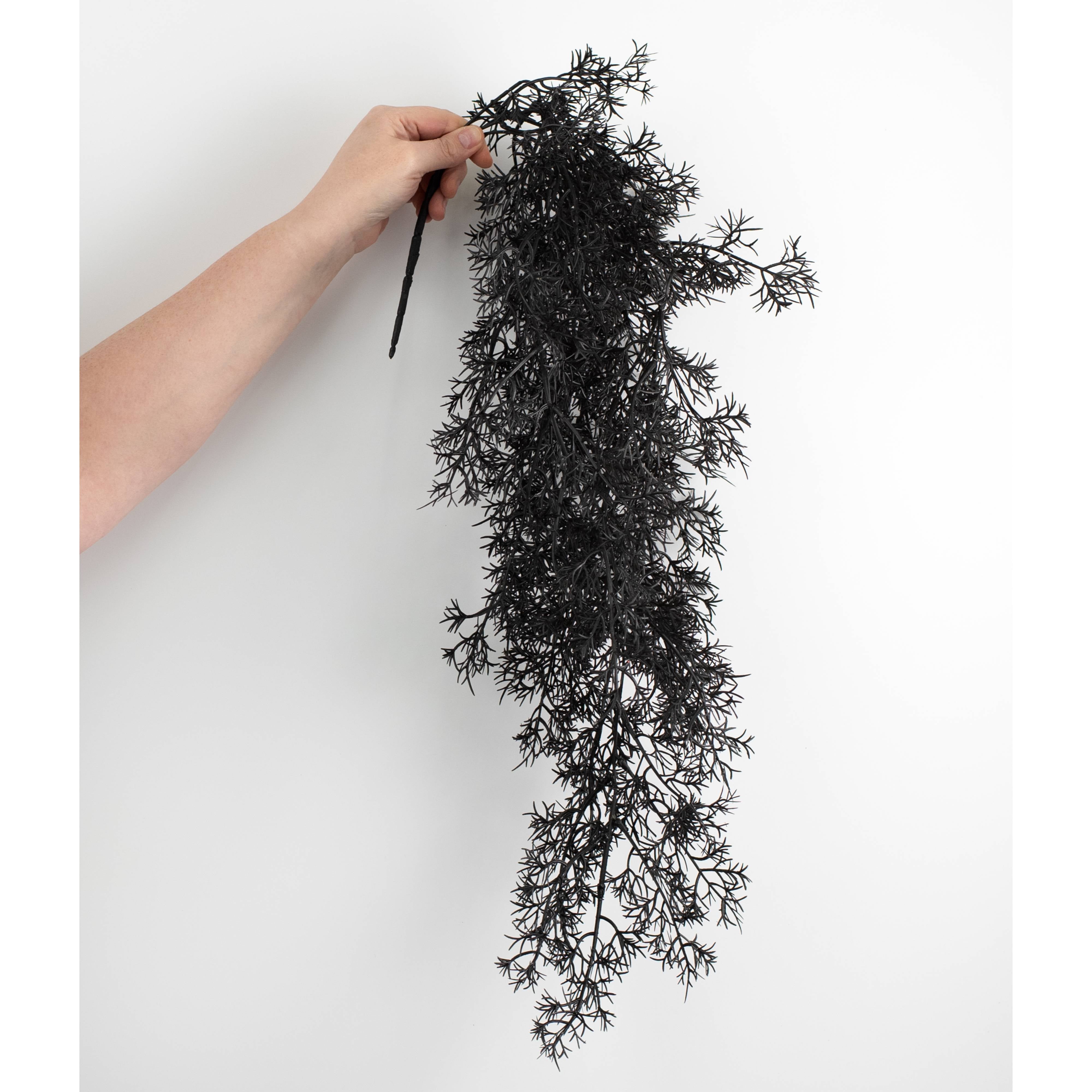 32" Hanging Cedar Bush: Black