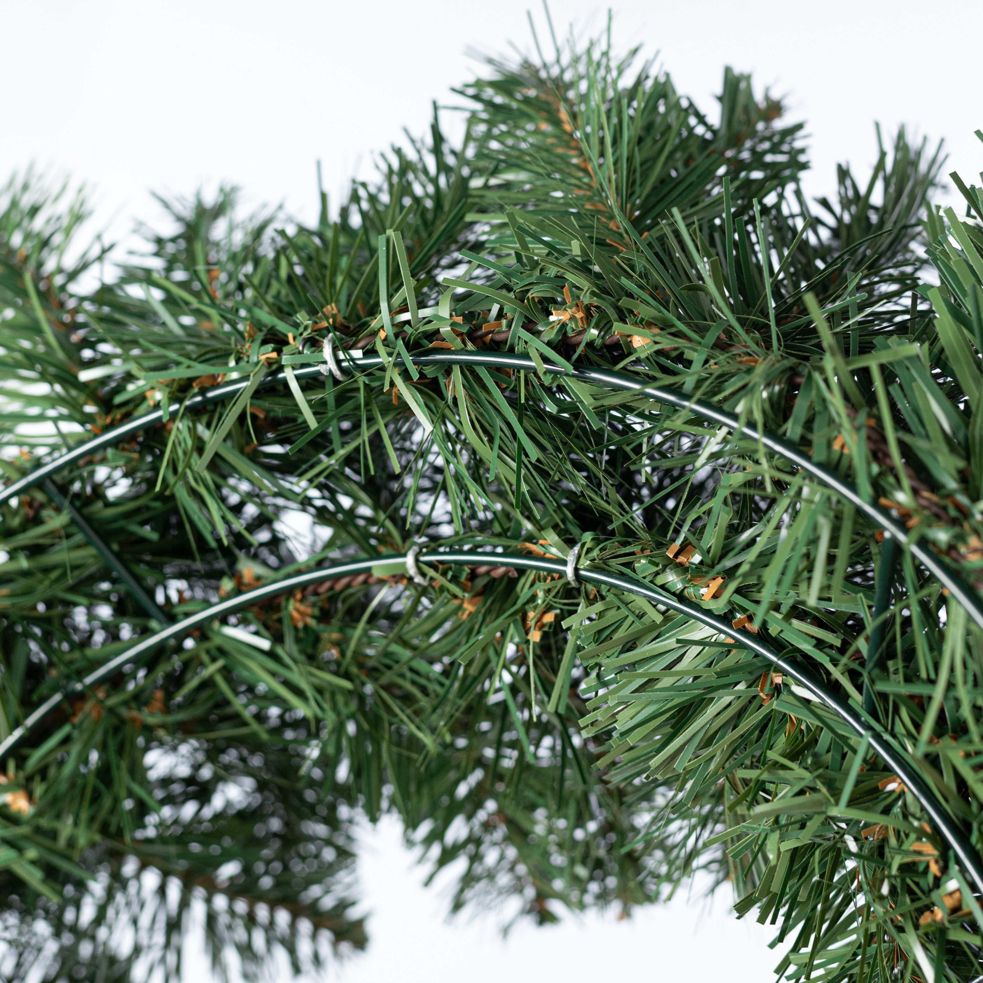 24" Concord Pine Wreath: Evergreen (126 Tips) detail photo 3