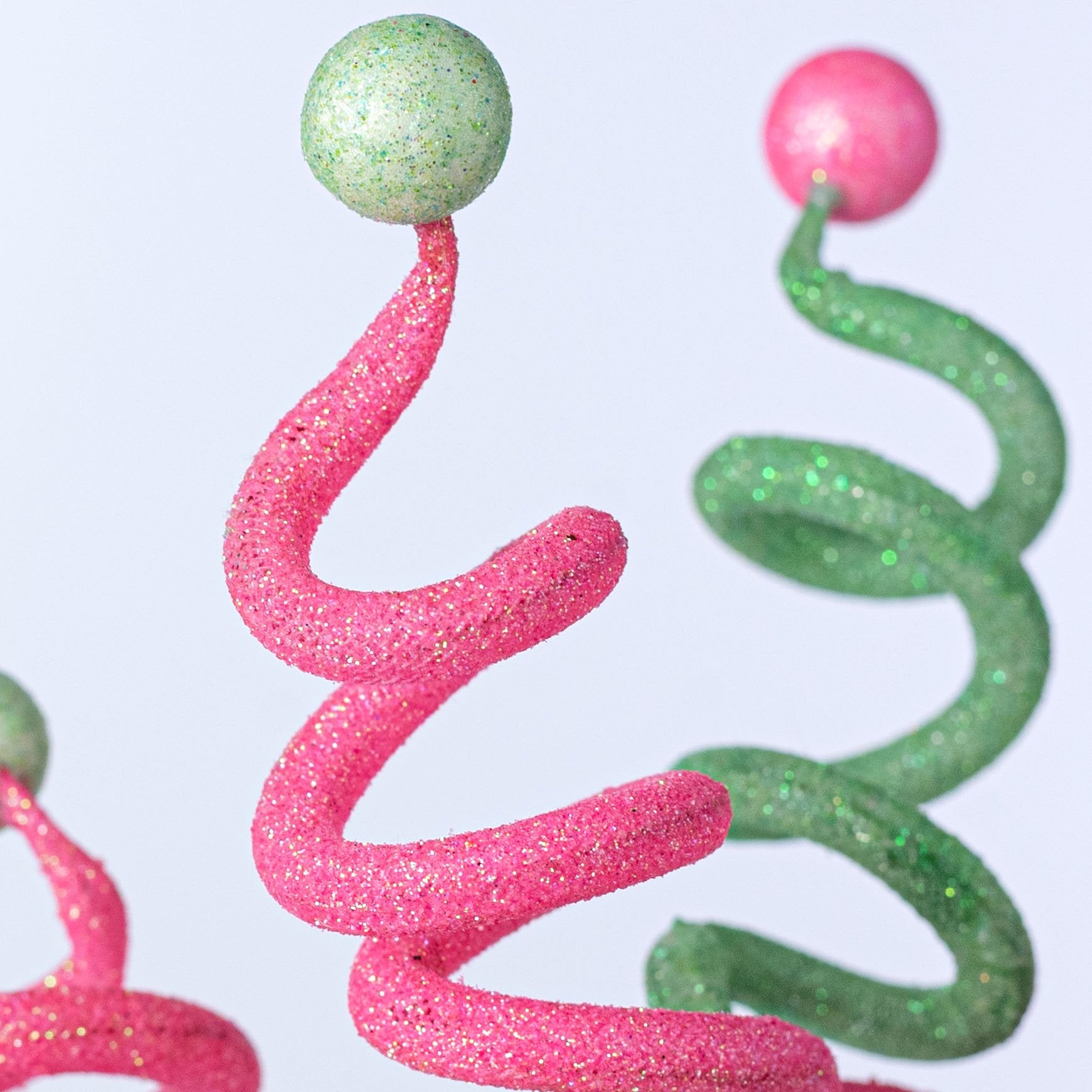 26" Curly Ball Spray: Mint & Pink Lifestyle Photo