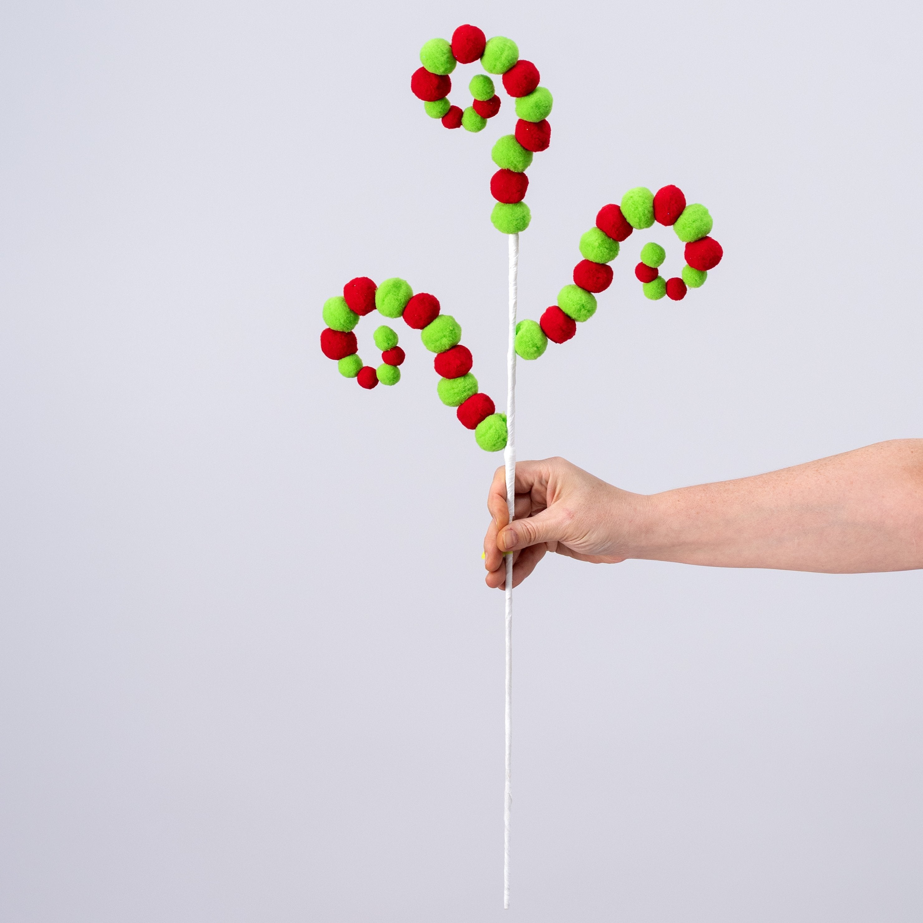 28" Felt Ball Spiral Curly Spray: Red & Green detail photo 3