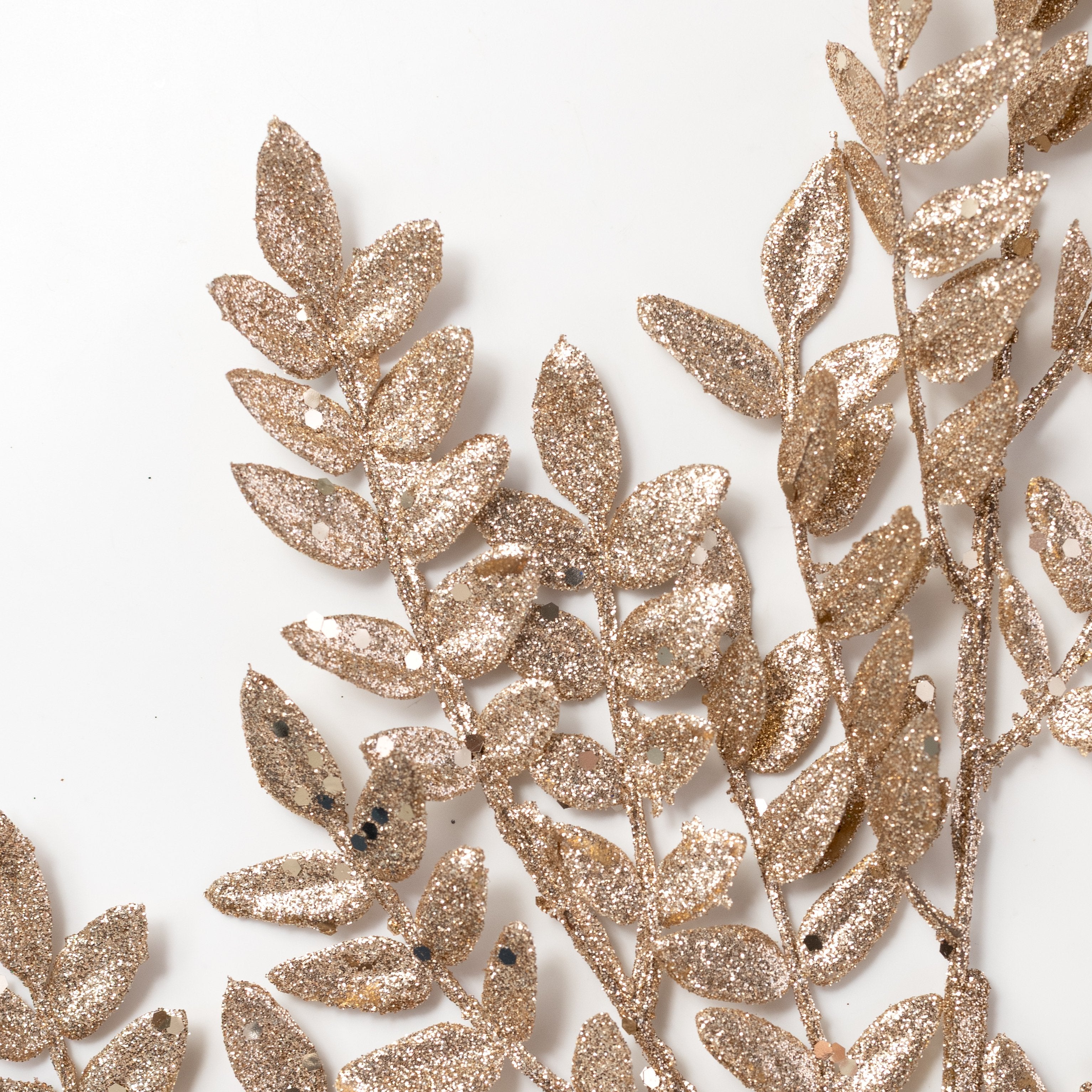28" Glitter Small Leaf Spray: Champagne Gold Lifestyle Photo