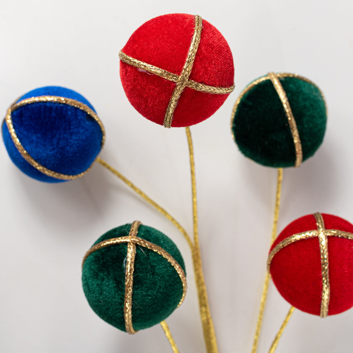 28" Velvet & Trim Ball Spray: Preppy Christmas Lifestyle Photo