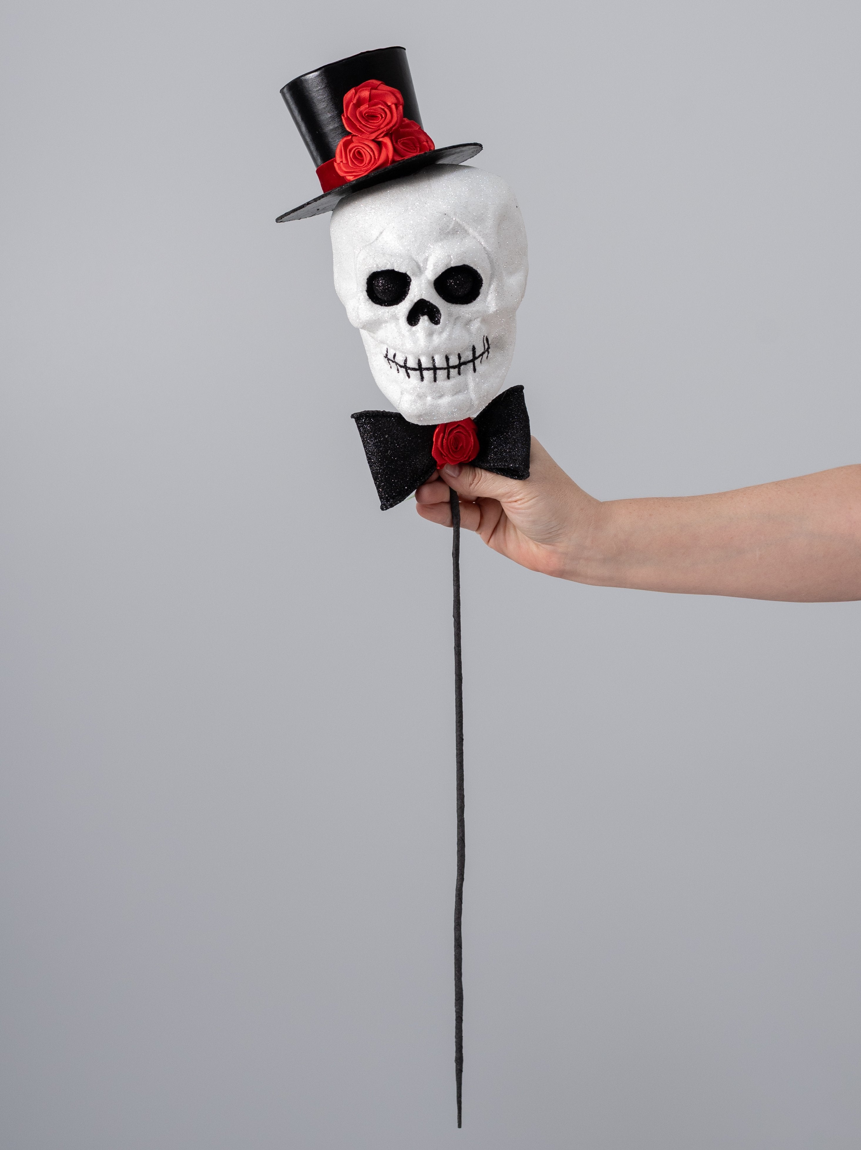 6" x 30" Dapper Skull Top Hat Spray detail photo 3