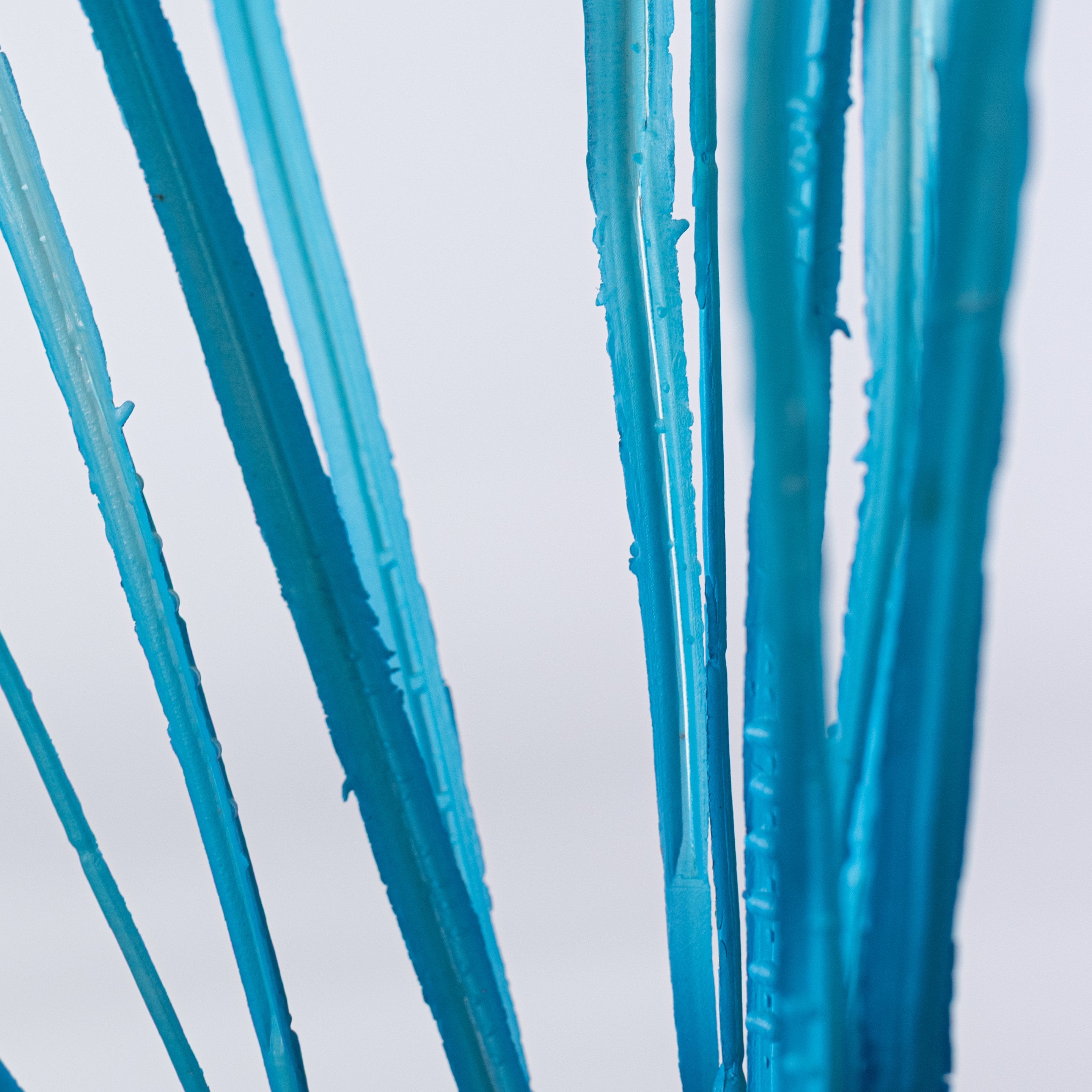 30" Plastic Sword Grass Bush: Bright Blue detail photo 4