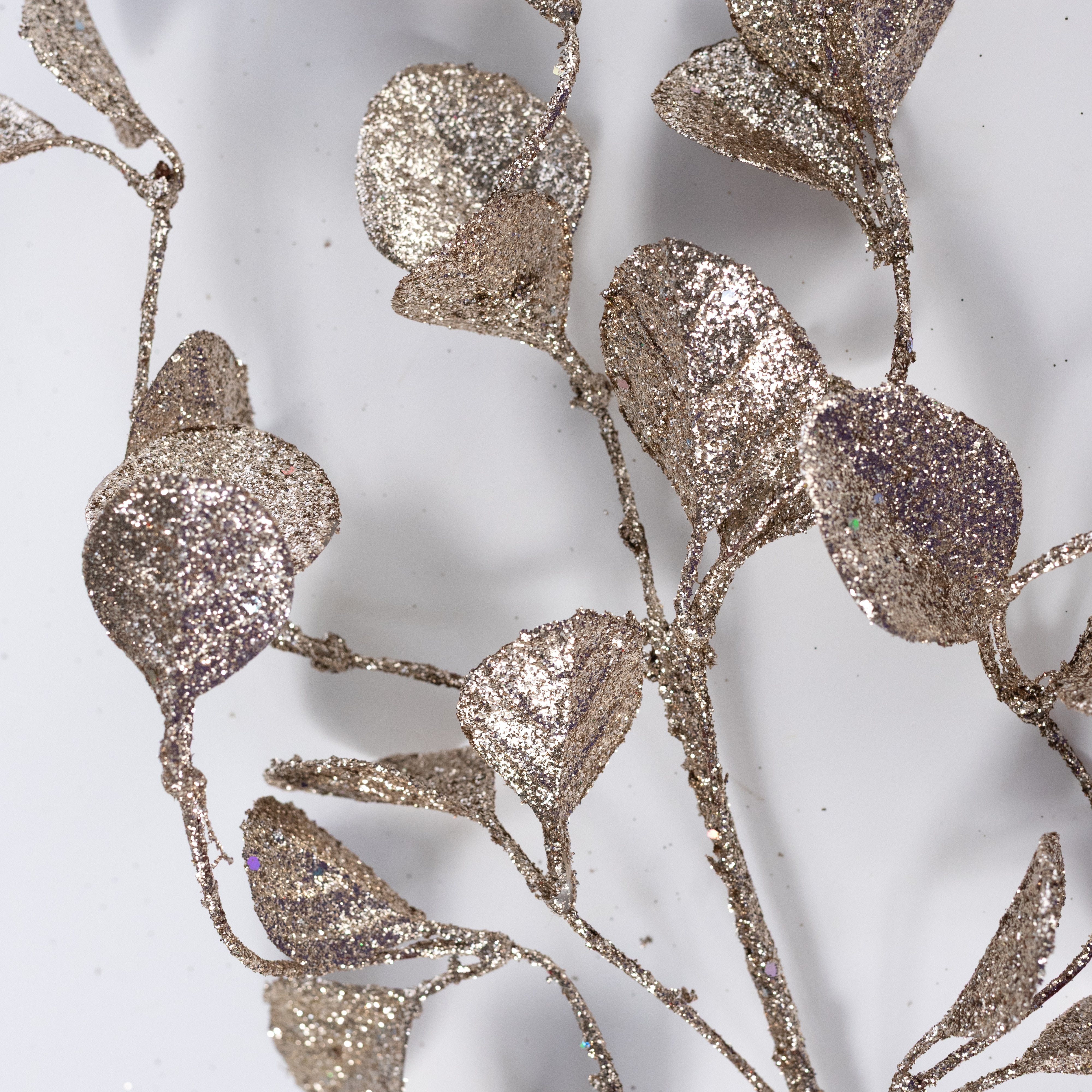32" Glitter Leaf Spray: Platinum Gold detail photo 4