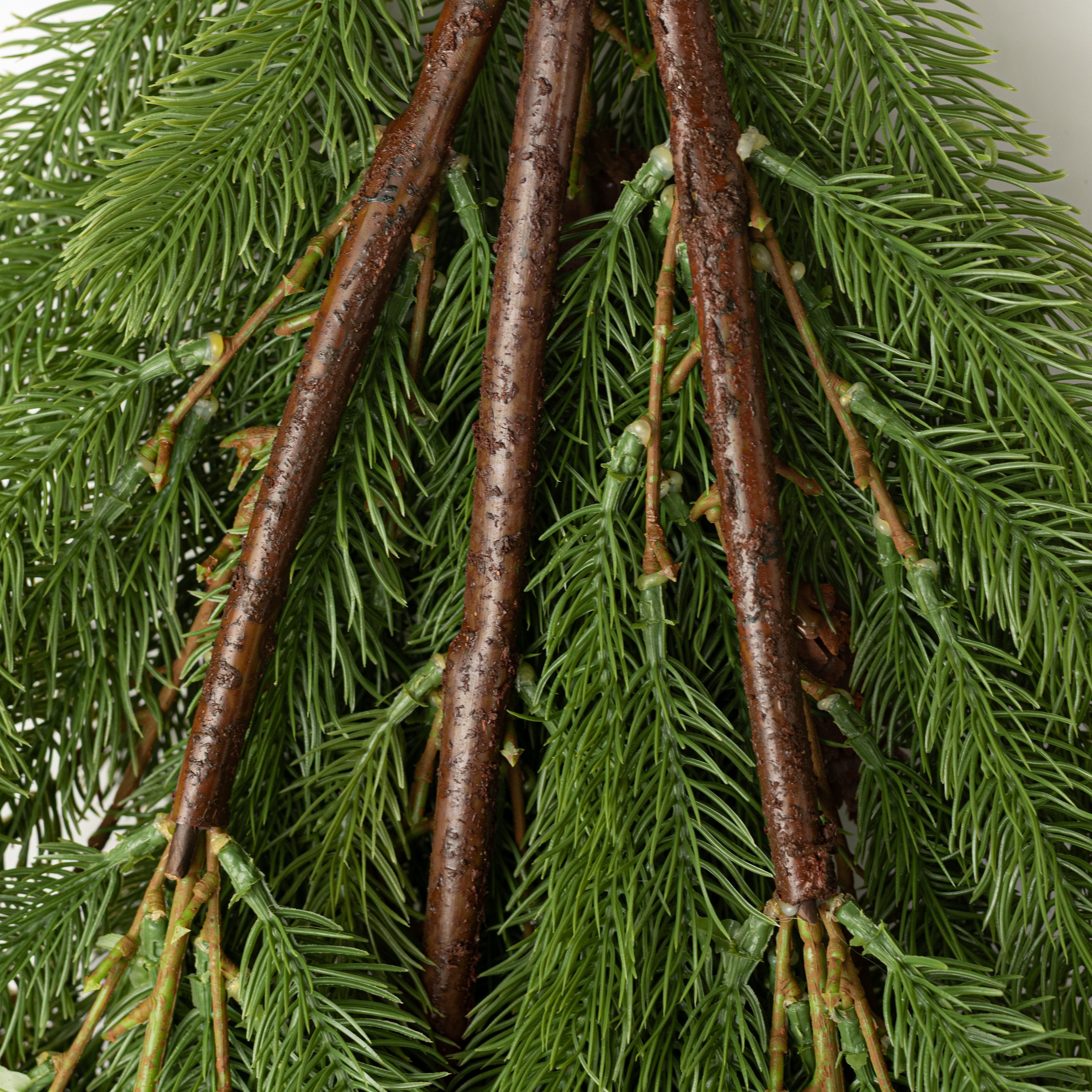 36" Real Touch Douglas Fir Teardrop: Green detail photo 4
