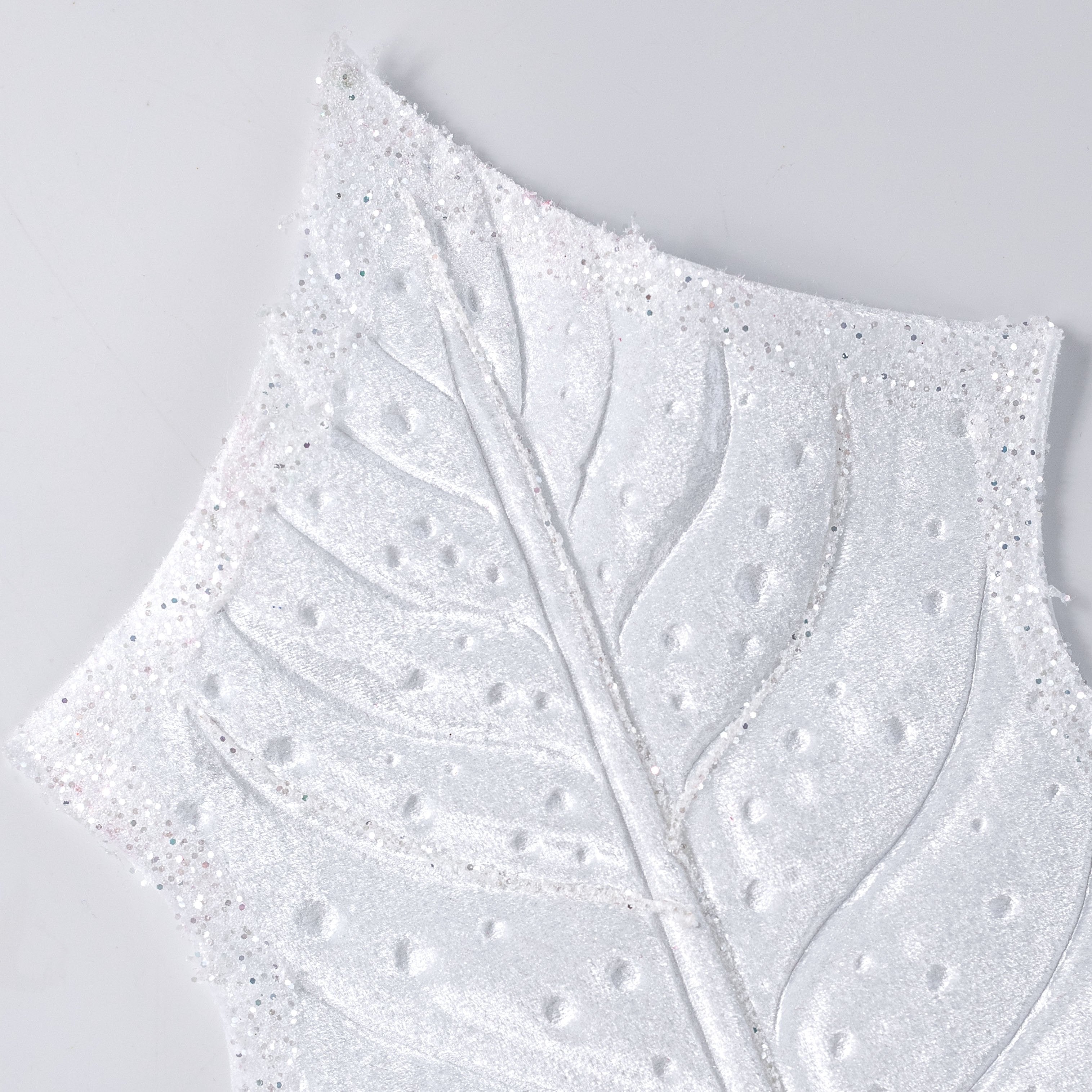 39" Jumbo Velvet Holly Leaves Spray: White detail photo 3