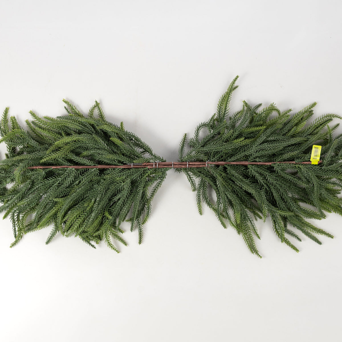 42" Real Touch Norfolk Pine Swag: Evergreen (52 Tips) detail photo 5