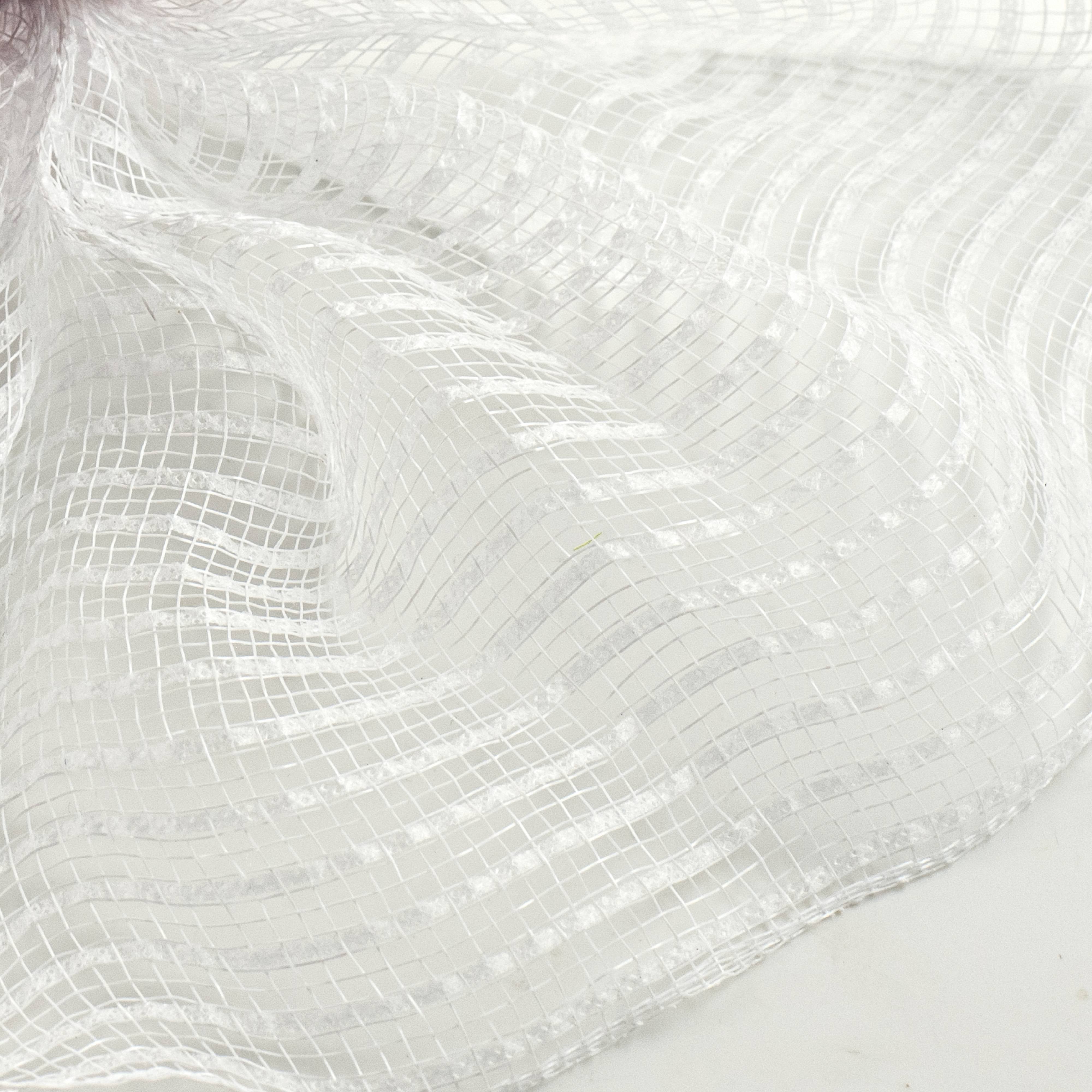 10" Breeze Mesh: White