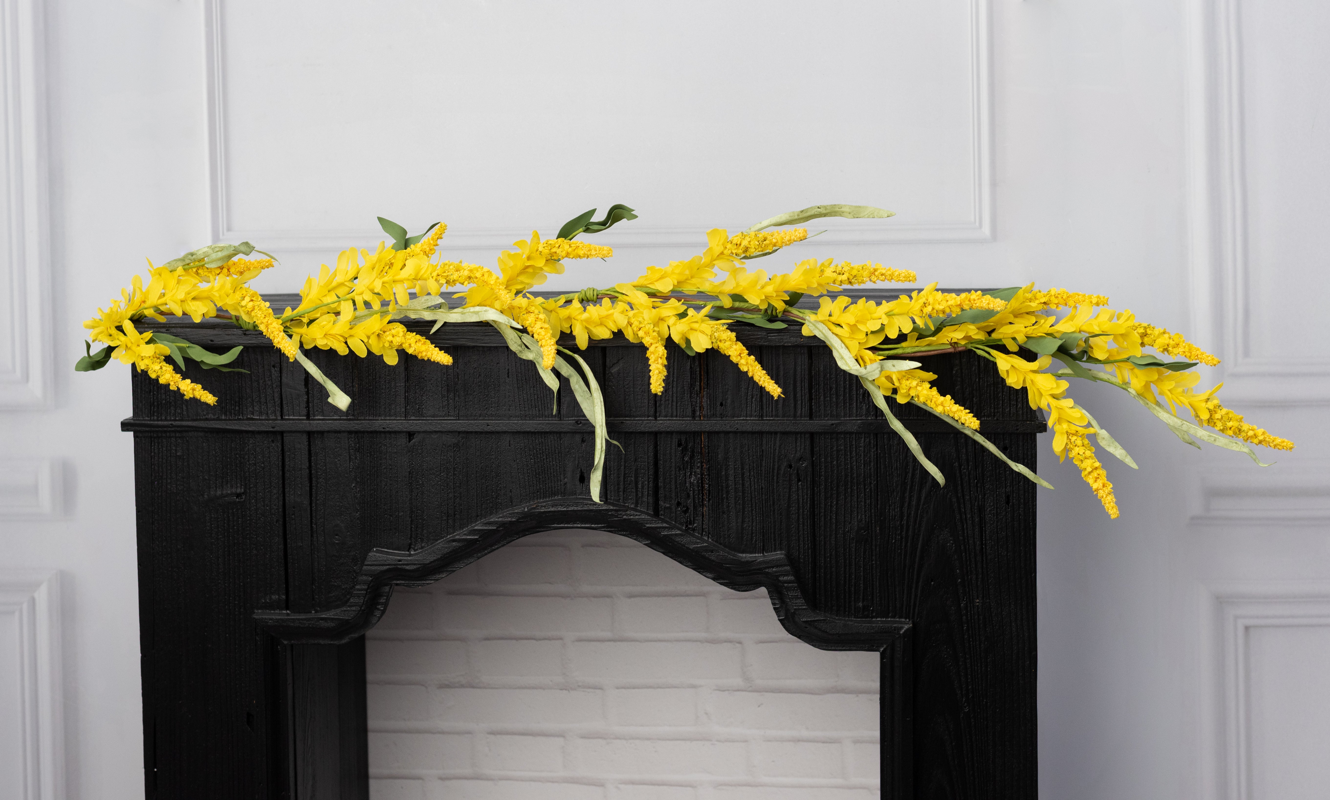 48" Bluebonnet Flowers Garland: Yellow Heather Lifestyle Photo
