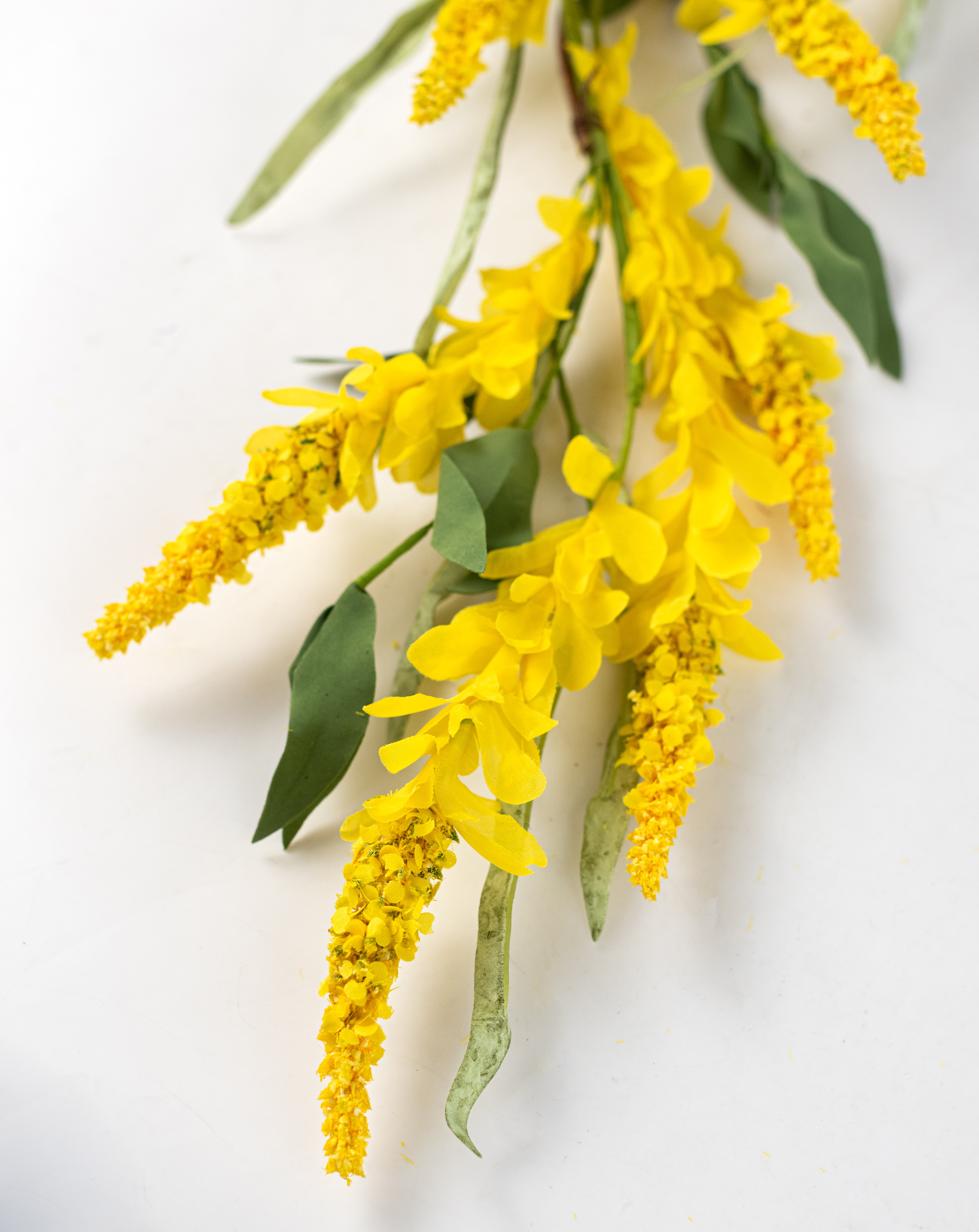 48" Bluebonnet Flowers Garland: Yellow Heather detail photo 4