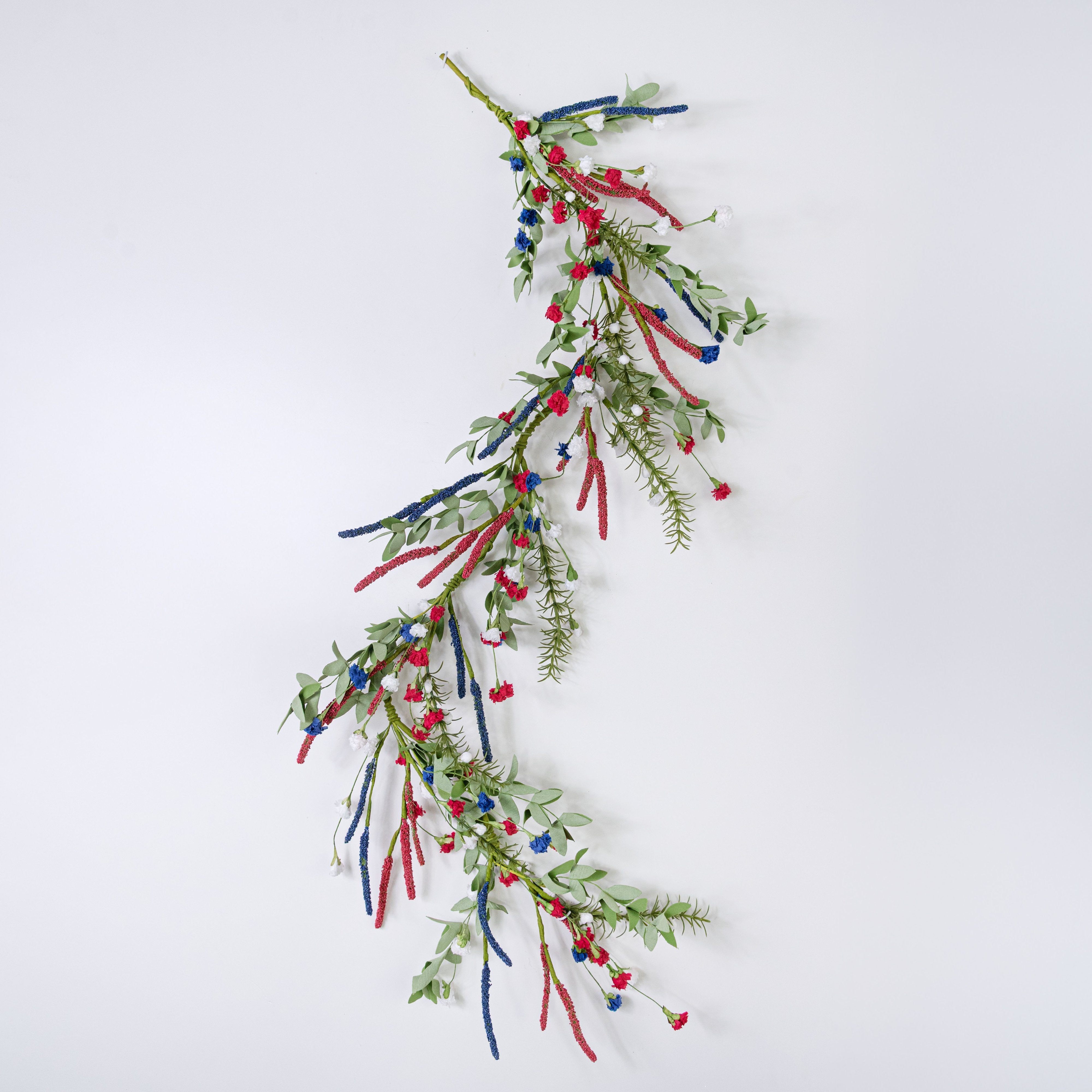 48" Paper Carnation Blossom with Heather Garland: Red, White & Blue detail photo 6