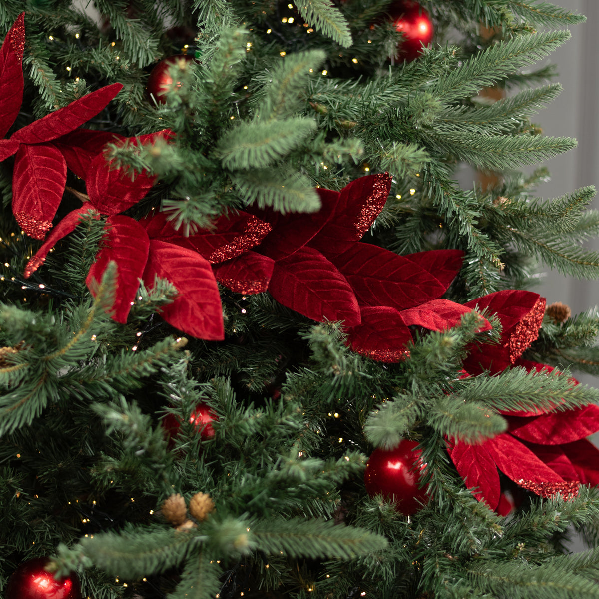 48" Velvet Magnolia Leaves Garland: Red Lifestyle Photo