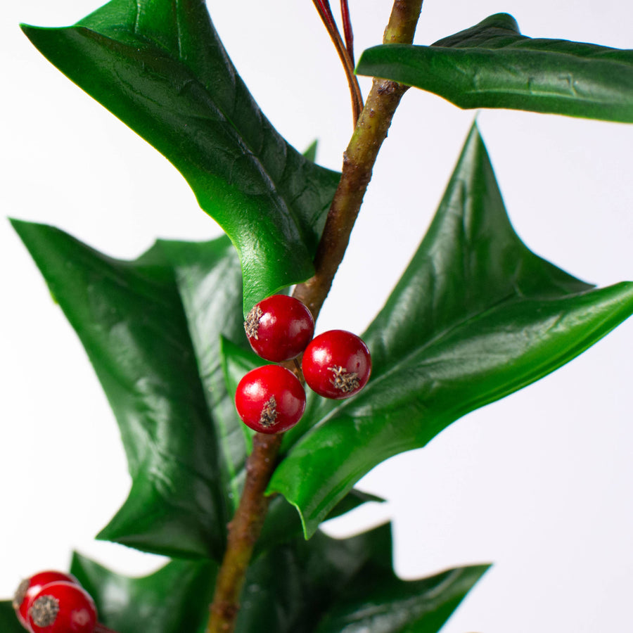 30" Holly Leaf & Berries Spray
