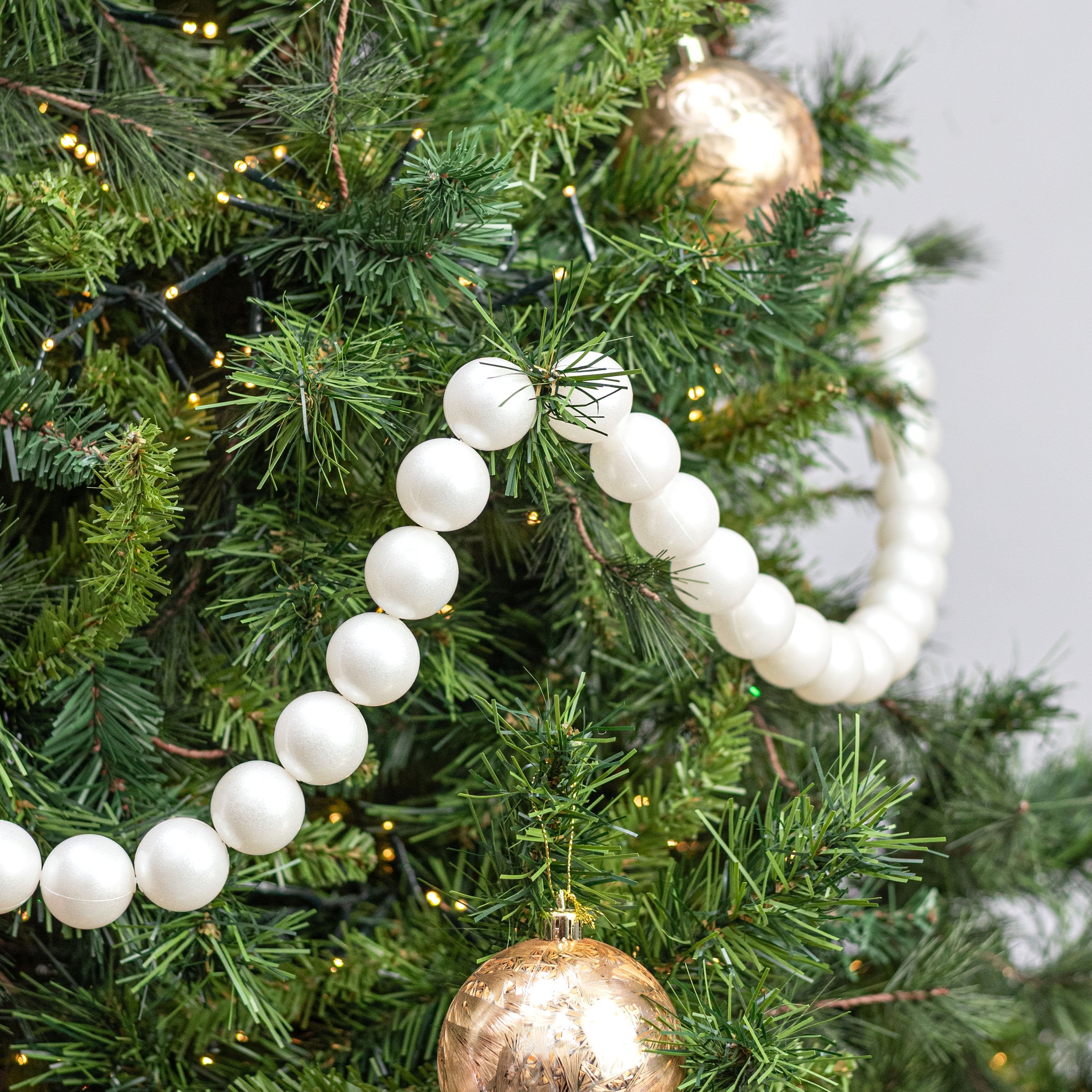 72" Pearl Garland: 30mm White (60 Pearls) Lifestyle Photo