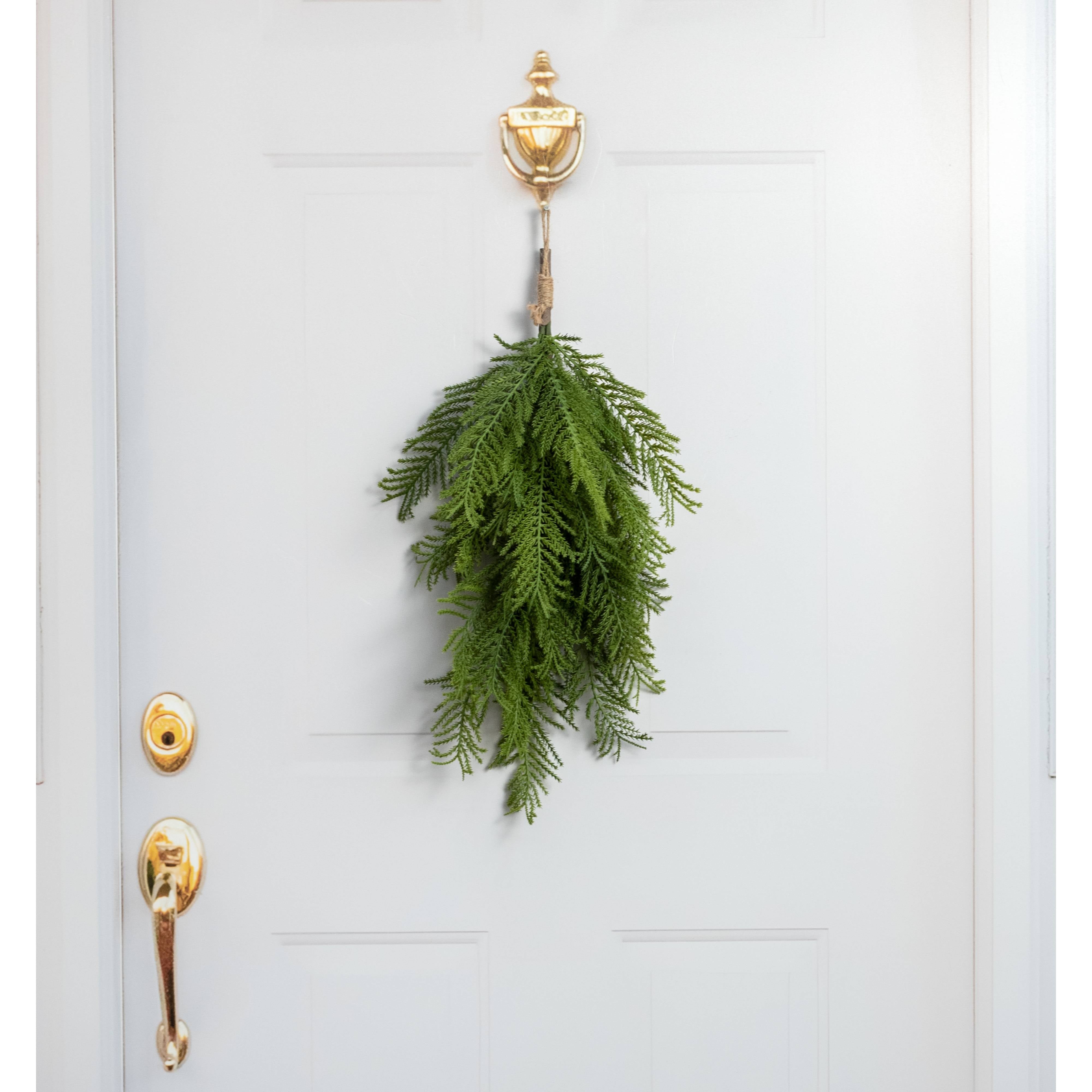 24" Fern Pine Teardrop: Green